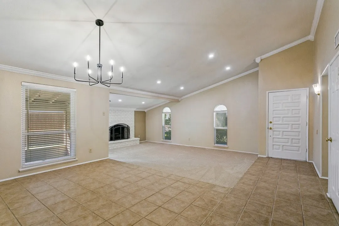 Single Family Residence For Sale in Collin County , 3320 Garner Lane, Plano, Texas 75023, 3 Bedroom, 2 Bathroom, 2 Garage spaces, 1,817 Sqft, built in 1972, mls#21406216, Real Estate Agent in Plano, Homes For Sale in Collin county, Homes For Sale in Plano, Realtor in Plano Texas, Real Estate Brokerage Independent Realty Texas, Luminita Cordes Realtor