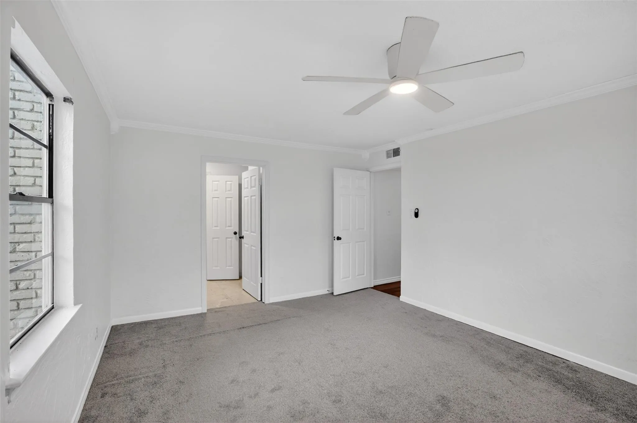 Single Family Residence For Sale in Dallas County , 9551 Highedge Drive, Dallas, Texas 75238, 4 Bedroom, 3 Bathroom, 2 Garage spaces, 2,954 Sqft, built in 1963, mls#21407549, Real Estate Agent in Dallas, Homes For Sale in Dallas county, Homes For Sale in Dallas, Realtor in Dallas Texas, Real Estate Brokerage Independent Realty Texas, Luminita Cordes Realtor