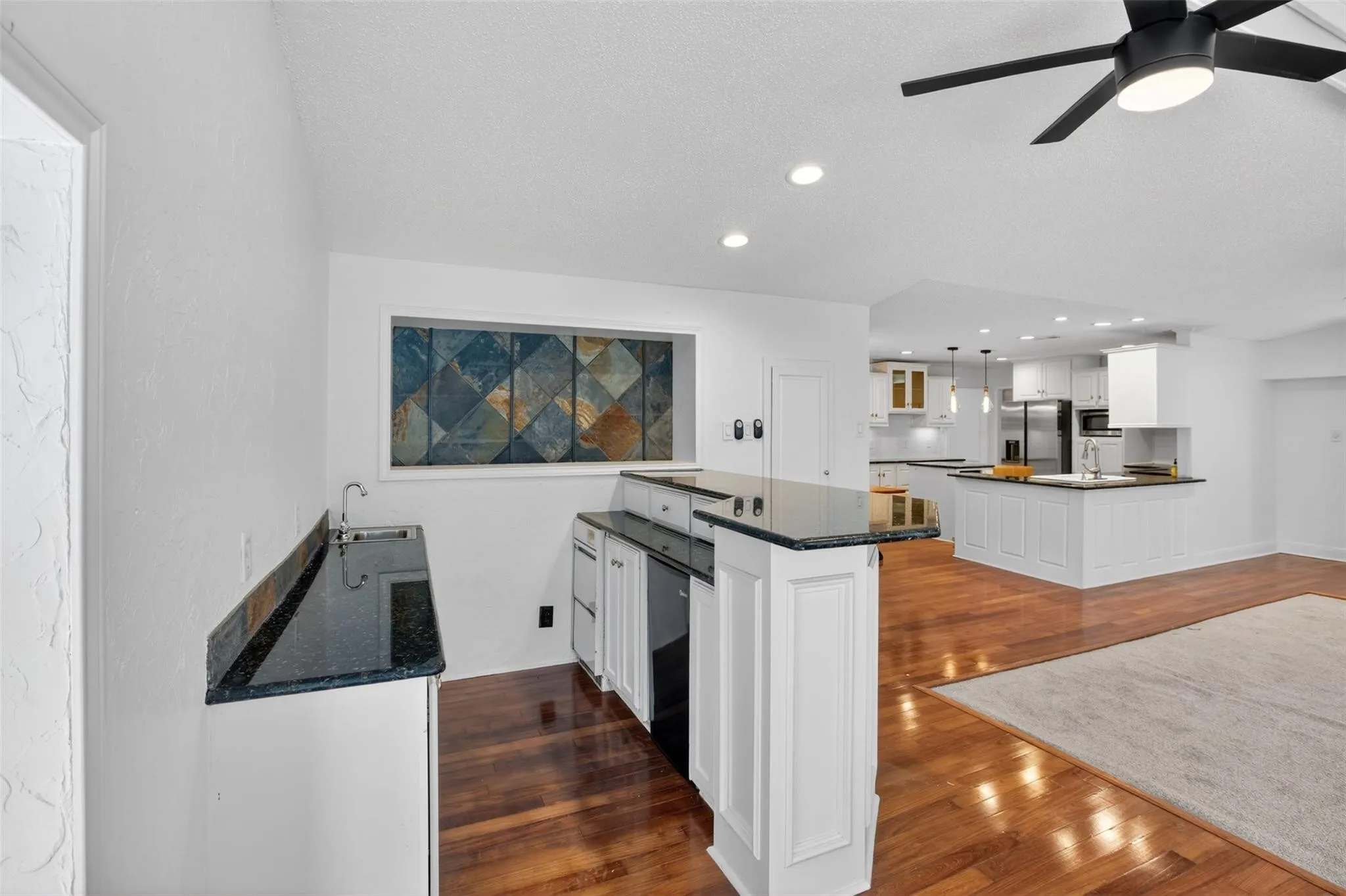 Single Family Residence For Sale in Dallas County , 9551 Highedge Drive, Dallas, Texas 75238, 4 Bedroom, 3 Bathroom, 2 Garage spaces, 2,954 Sqft, built in 1963, mls#21407549, Real Estate Agent in Dallas, Homes For Sale in Dallas county, Homes For Sale in Dallas, Realtor in Dallas Texas, Real Estate Brokerage Independent Realty Texas, Luminita Cordes Realtor