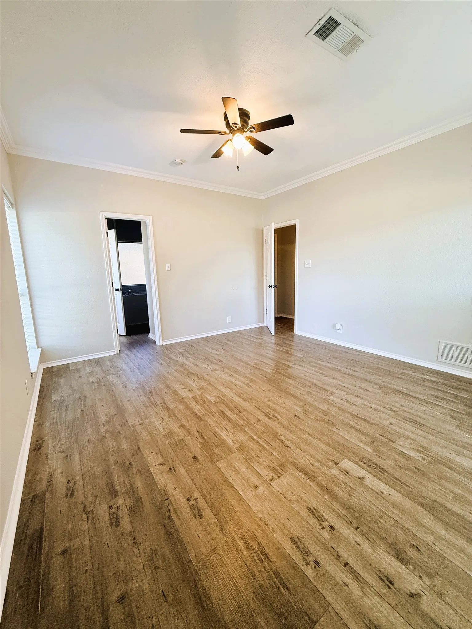 Single Family Residence For Rent in Ellis County , 1151 Azalea Lane, Waxahachie, Texas 75165, 4 Bedroom, 3 Bathroom, 2 Garage spaces, 2,470 Sqft, built in 1991, mls#21407545, Real Estate Agent in Waxahachie, Homes For Rent in Ellis county, Homes For Rent in Waxahachie, Realtor in Waxahachie Texas, Real Estate Brokerage Independent Realty Texas, Luminita Cordes Realtor