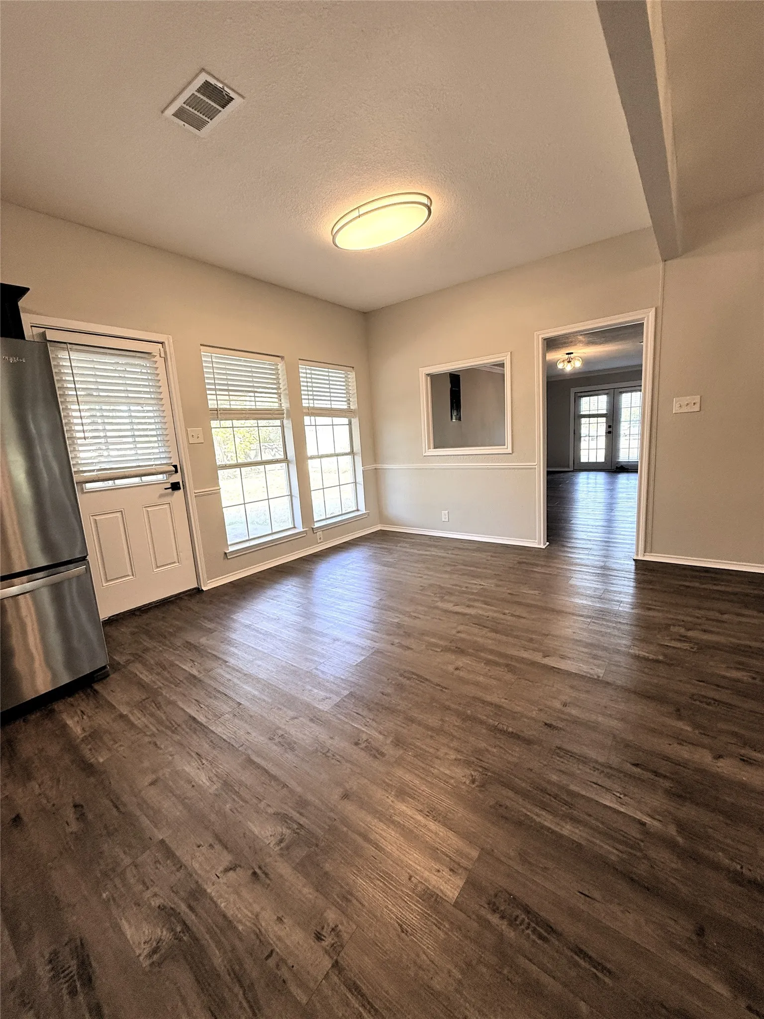 Single Family Residence For Rent in Ellis County , 1151 Azalea Lane, Waxahachie, Texas 75165, 4 Bedroom, 3 Bathroom, 2 Garage spaces, 2,470 Sqft, built in 1991, mls#21407545, Real Estate Agent in Waxahachie, Homes For Rent in Ellis county, Homes For Rent in Waxahachie, Realtor in Waxahachie Texas, Real Estate Brokerage Independent Realty Texas, Luminita Cordes Realtor