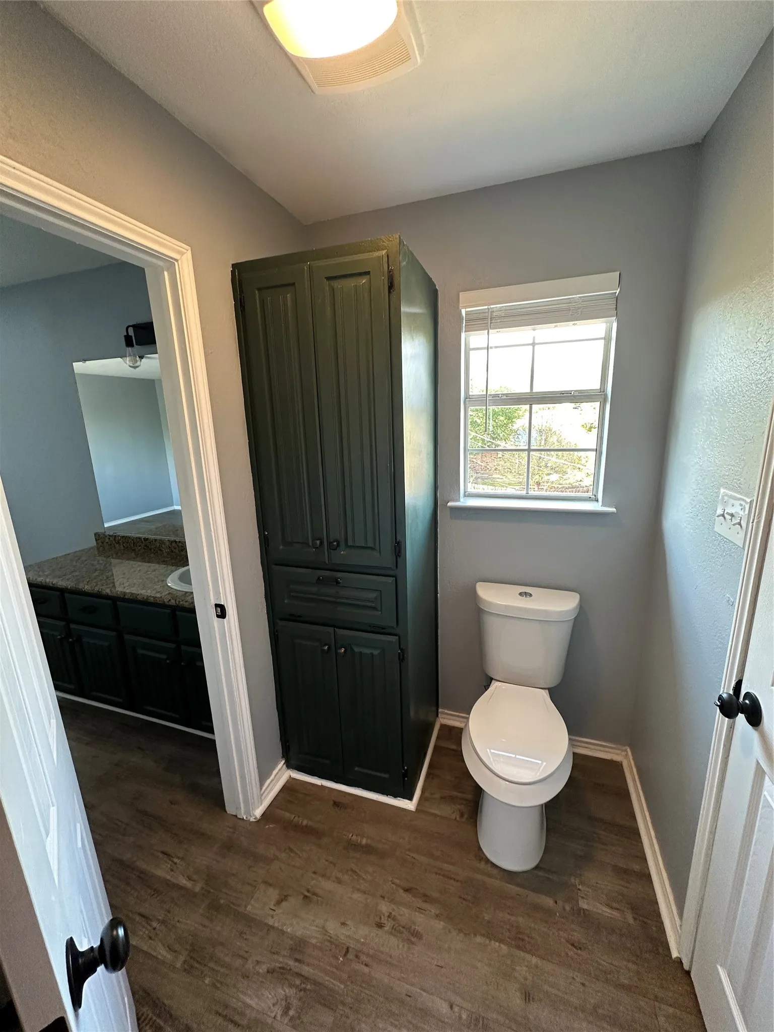 Single Family Residence For Rent in Ellis County , 1151 Azalea Lane, Waxahachie, Texas 75165, 4 Bedroom, 3 Bathroom, 2 Garage spaces, 2,470 Sqft, built in 1991, mls#21407545, Real Estate Agent in Waxahachie, Homes For Rent in Ellis county, Homes For Rent in Waxahachie, Realtor in Waxahachie Texas, Real Estate Brokerage Independent Realty Texas, Luminita Cordes Realtor