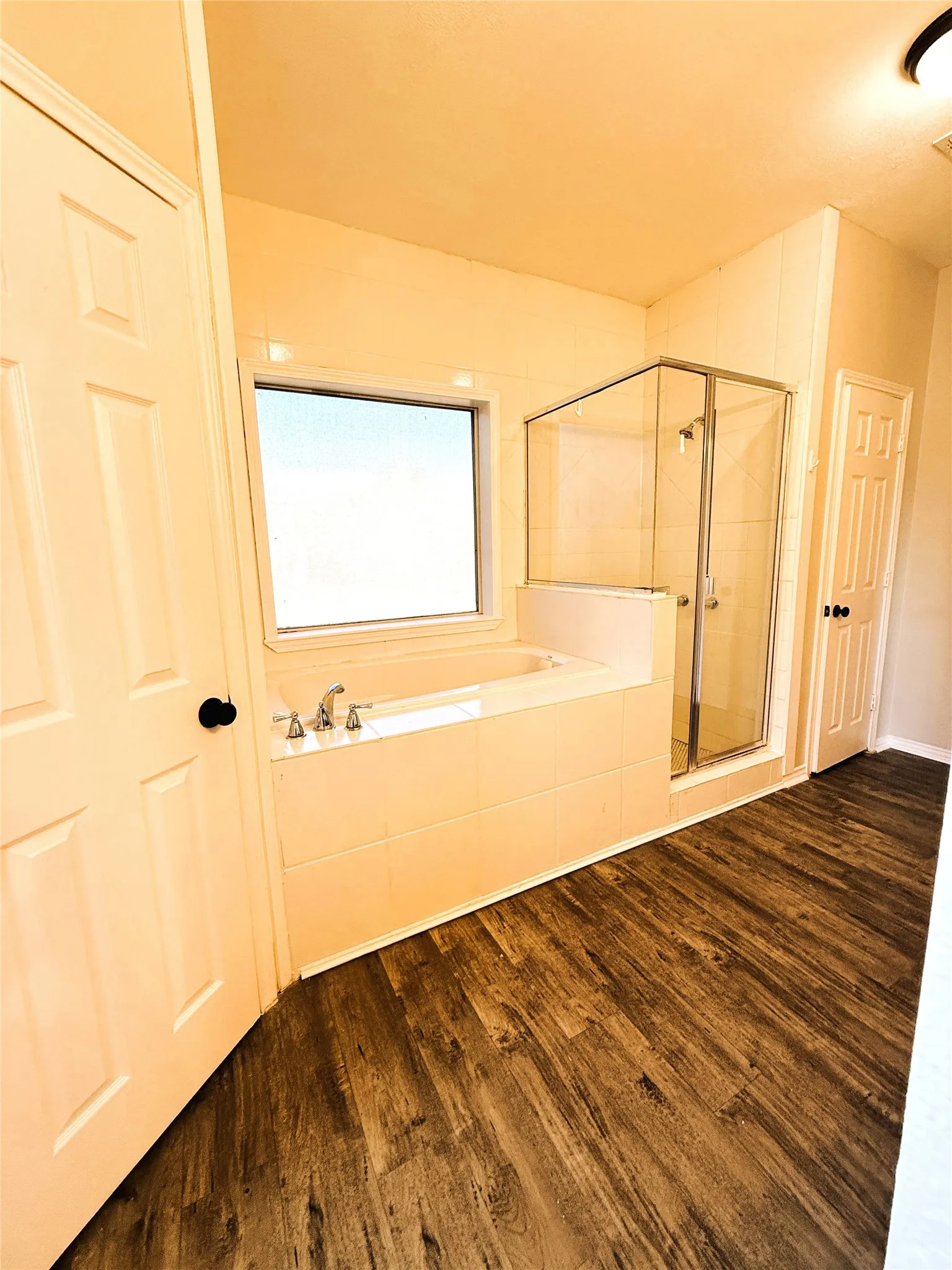 Single Family Residence For Rent in Ellis County , 1151 Azalea Lane, Waxahachie, Texas 75165, 4 Bedroom, 3 Bathroom, 2 Garage spaces, 2,470 Sqft, built in 1991, mls#21407545, Real Estate Agent in Waxahachie, Homes For Rent in Ellis county, Homes For Rent in Waxahachie, Realtor in Waxahachie Texas, Real Estate Brokerage Independent Realty Texas, Luminita Cordes Realtor
