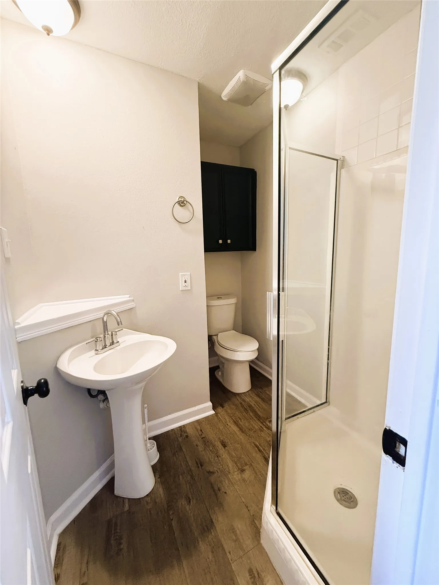Single Family Residence For Rent in Ellis County , 1151 Azalea Lane, Waxahachie, Texas 75165, 4 Bedroom, 3 Bathroom, 2 Garage spaces, 2,470 Sqft, built in 1991, mls#21407545, Real Estate Agent in Waxahachie, Homes For Rent in Ellis county, Homes For Rent in Waxahachie, Realtor in Waxahachie Texas, Real Estate Brokerage Independent Realty Texas, Luminita Cordes Realtor