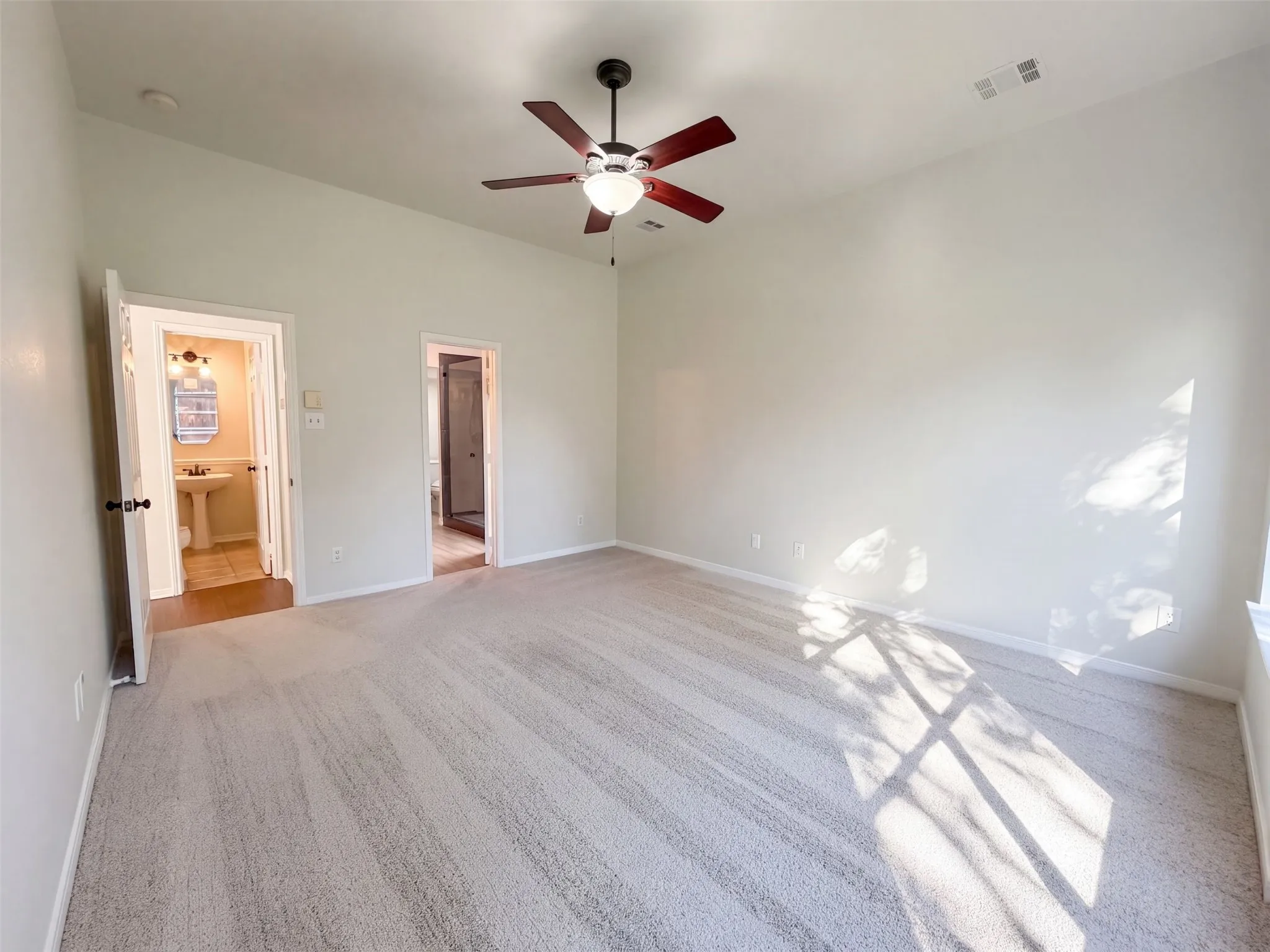 Single Family Residence For Sale in Denton County , 6208 Branchwood Trail, Flower Mound, Texas 75028, 5 Bedroom, 4 Bathroom, 2 Garage spaces, 2,608 Sqft, built in 1998, mls#21407562, Real Estate Agent in Flower Mound, Homes For Sale in Denton county, Homes For Sale in Flower Mound, Realtor in Flower Mound Texas, Real Estate Brokerage Independent Realty Texas, Luminita Cordes Realtor