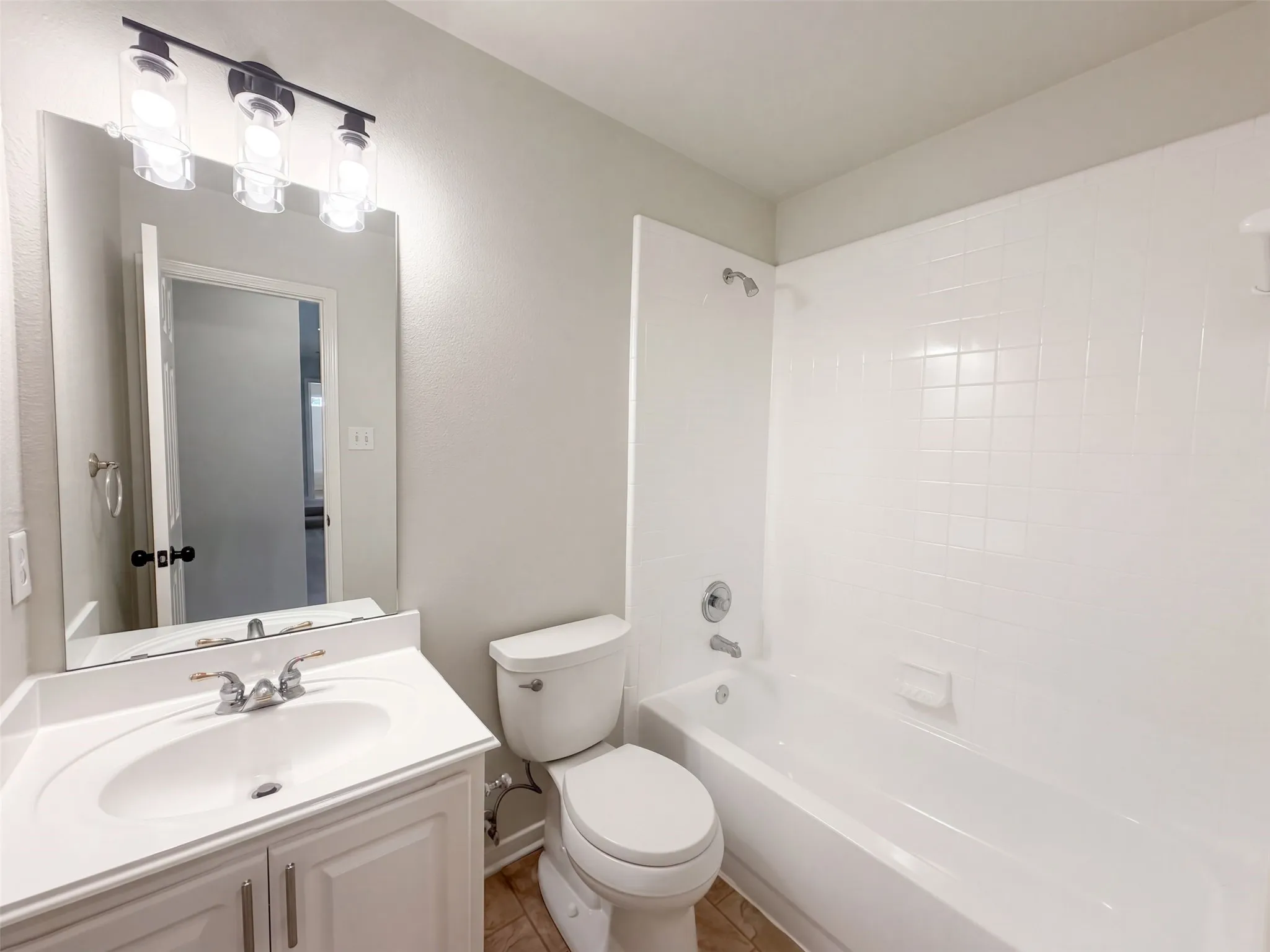 Single Family Residence For Sale in Denton County , 6208 Branchwood Trail, Flower Mound, Texas 75028, 5 Bedroom, 4 Bathroom, 2 Garage spaces, 2,608 Sqft, built in 1998, mls#21407562, Real Estate Agent in Flower Mound, Homes For Sale in Denton county, Homes For Sale in Flower Mound, Realtor in Flower Mound Texas, Real Estate Brokerage Independent Realty Texas, Luminita Cordes Realtor
