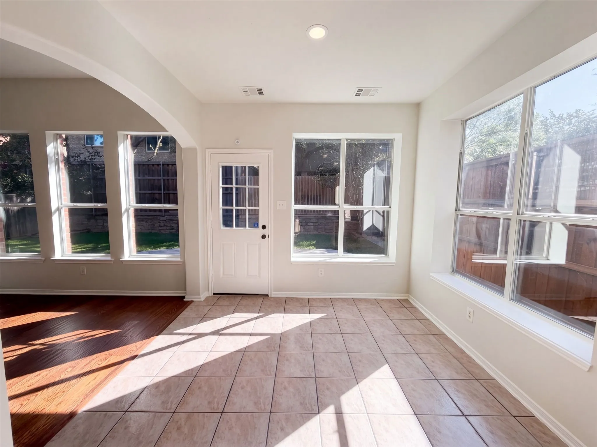 Single Family Residence For Sale in Denton County , 6208 Branchwood Trail, Flower Mound, Texas 75028, 5 Bedroom, 4 Bathroom, 2 Garage spaces, 2,608 Sqft, built in 1998, mls#21407562, Real Estate Agent in Flower Mound, Homes For Sale in Denton county, Homes For Sale in Flower Mound, Realtor in Flower Mound Texas, Real Estate Brokerage Independent Realty Texas, Luminita Cordes Realtor