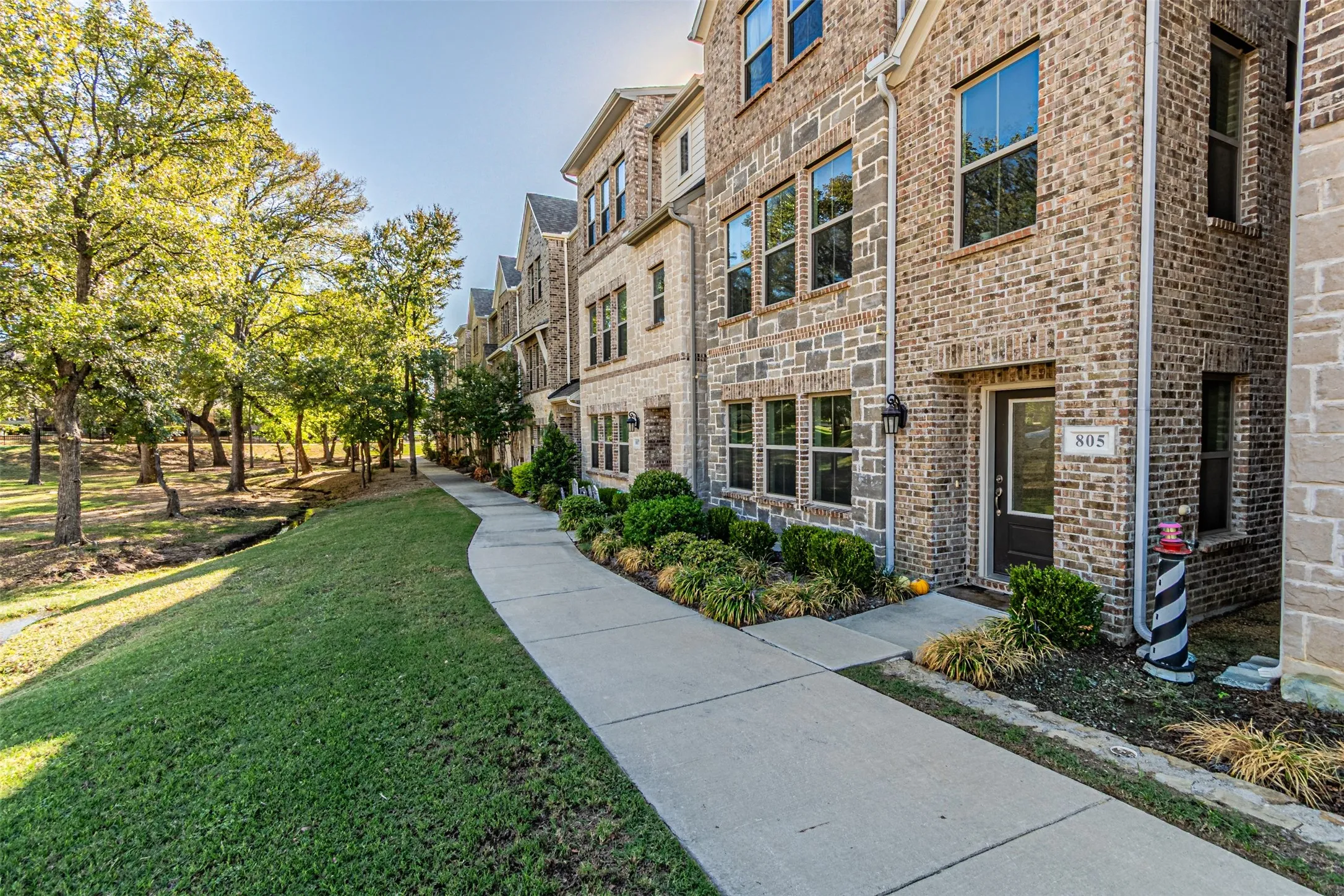 Single Family Residence For Sale in Tarrant County , 805 Tennessee Drive, Euless, Texas 76040, 3 Bedroom, 4 Bathroom, 2 Garage spaces, 2,861 Sqft, built in 2020, mls#21407205, Real Estate Agent in Euless, Homes For Sale in Tarrant county, Homes For Sale in Euless, Realtor in Euless Texas, Real Estate Brokerage Independent Realty Texas, Luminita Cordes Realtor