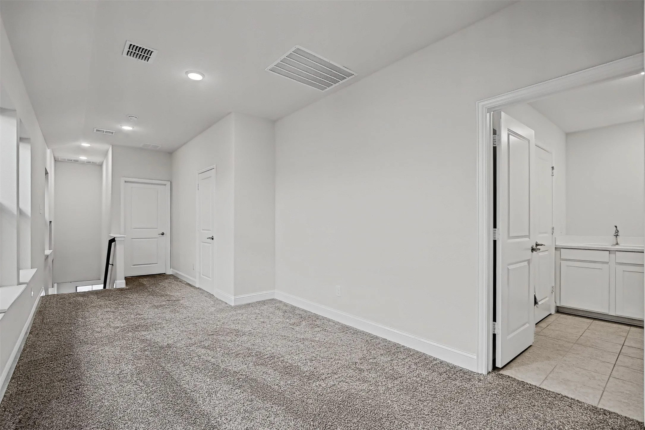 Flex Space can be used as an office or reading nook