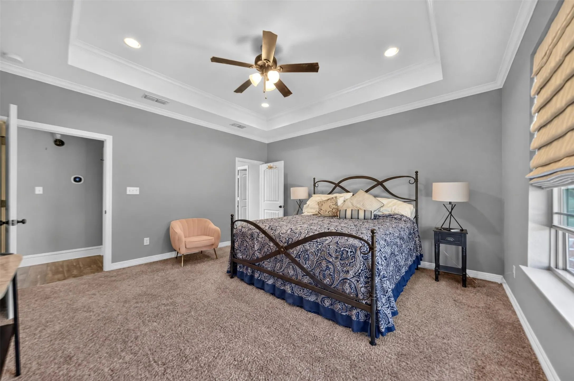 Tray ceiling
