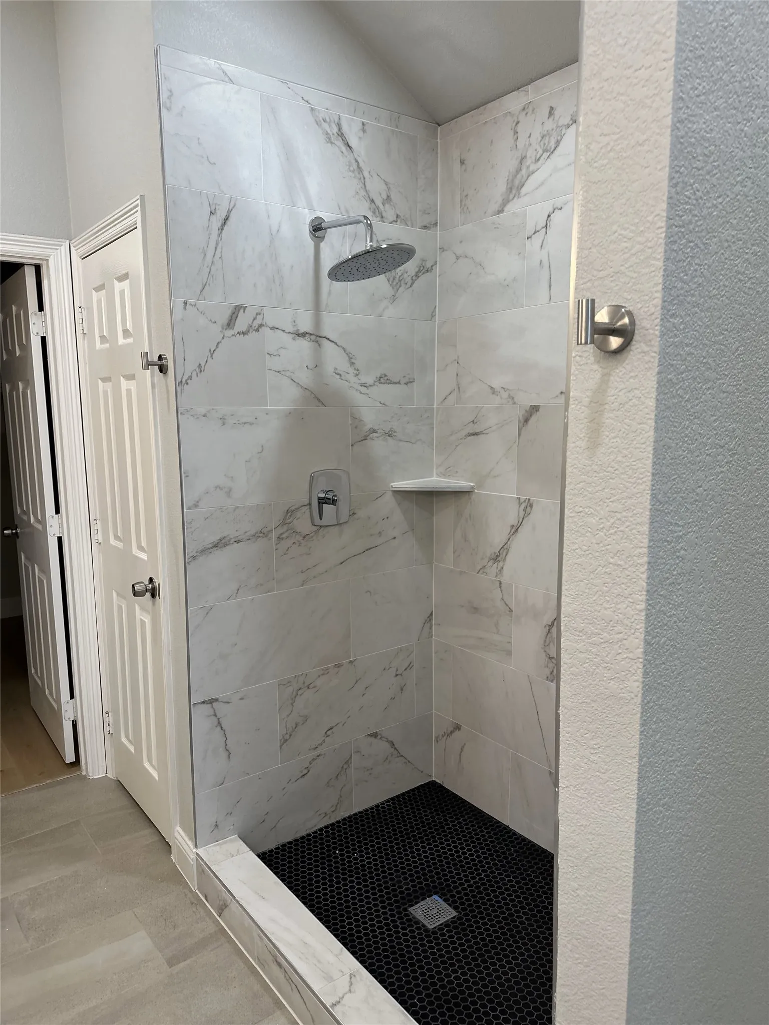 Single Family Residence For Rent in Denton County , 3160 Delaford Drive, Carrollton, Texas 75007, 3 Bedroom, 2 Bathroom, 2 Garage spaces, 2,114 Sqft, built in 1999, mls#21407577, Real Estate Agent in Carrollton, Homes For Rent in Denton county, Homes For Rent in Carrollton, Realtor in Carrollton Texas, Real Estate Brokerage Independent Realty Texas, Luminita Cordes Realtor