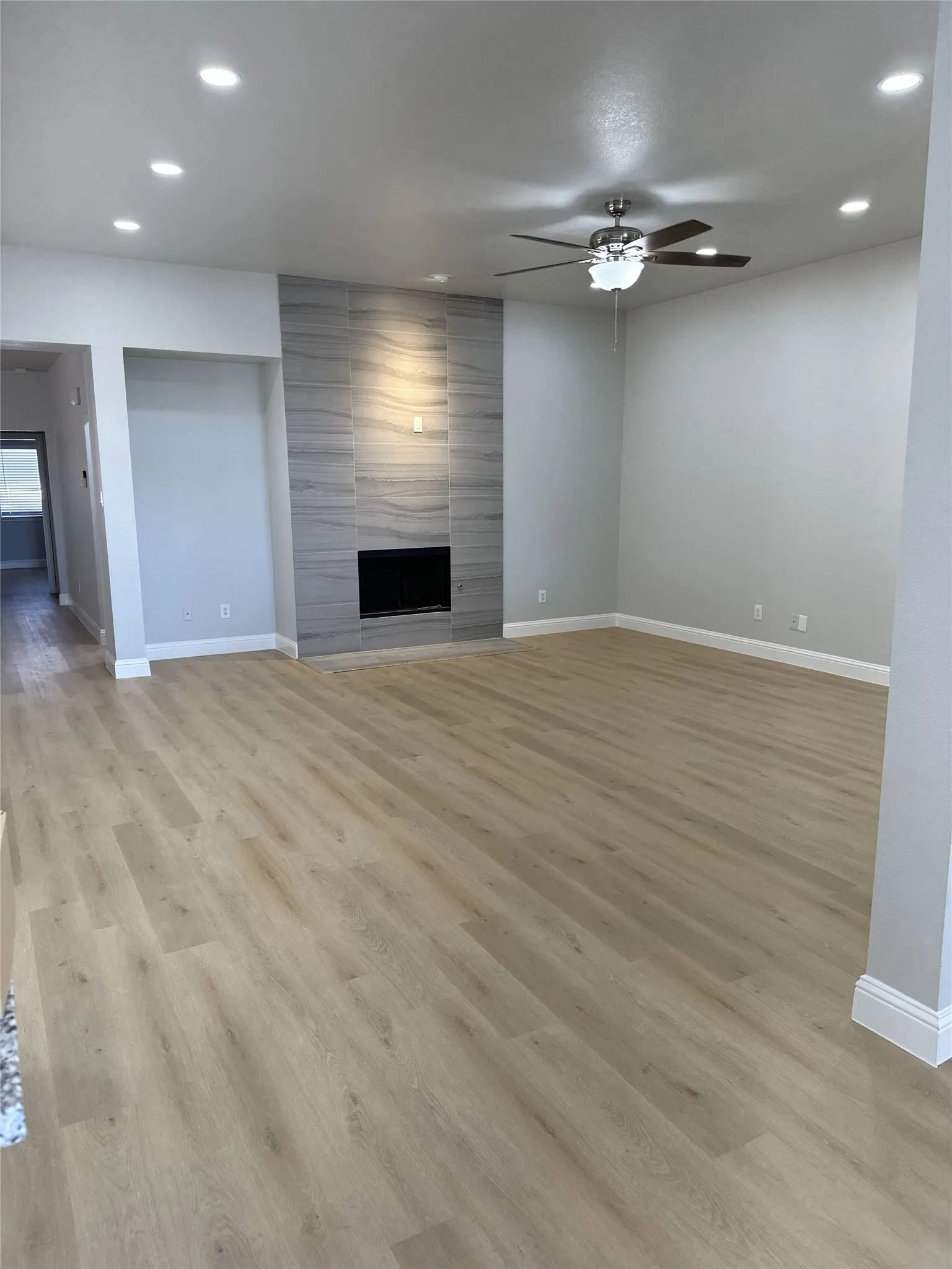 Single Family Residence For Rent in Denton County , 3160 Delaford Drive, Carrollton, Texas 75007, 3 Bedroom, 2 Bathroom, 2 Garage spaces, 2,114 Sqft, built in 1999, mls#21407577, Real Estate Agent in Carrollton, Homes For Rent in Denton county, Homes For Rent in Carrollton, Realtor in Carrollton Texas, Real Estate Brokerage Independent Realty Texas, Luminita Cordes Realtor