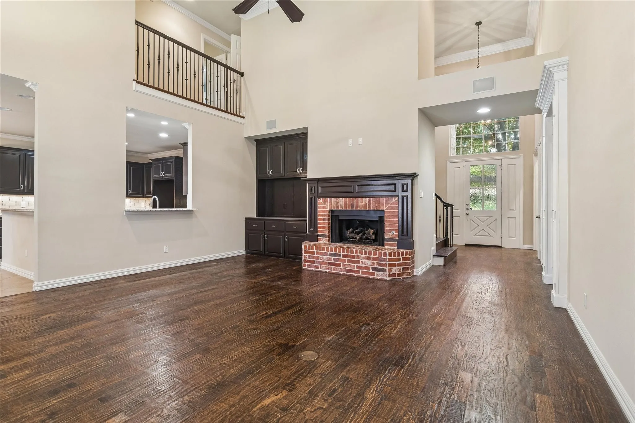 Single Family Residence For Sale in Collin County , 5908 Pebblestone Lane, Plano, Texas 75093, 4 Bedroom, 4 Bathroom, 2 Garage spaces, 2,906 Sqft, built in 1996, mls#21407031, Real Estate Agent in Plano, Homes For Sale in Collin county, Homes For Sale in Plano, Realtor in Plano Texas, Real Estate Brokerage Independent Realty Texas, Luminita Cordes Realtor