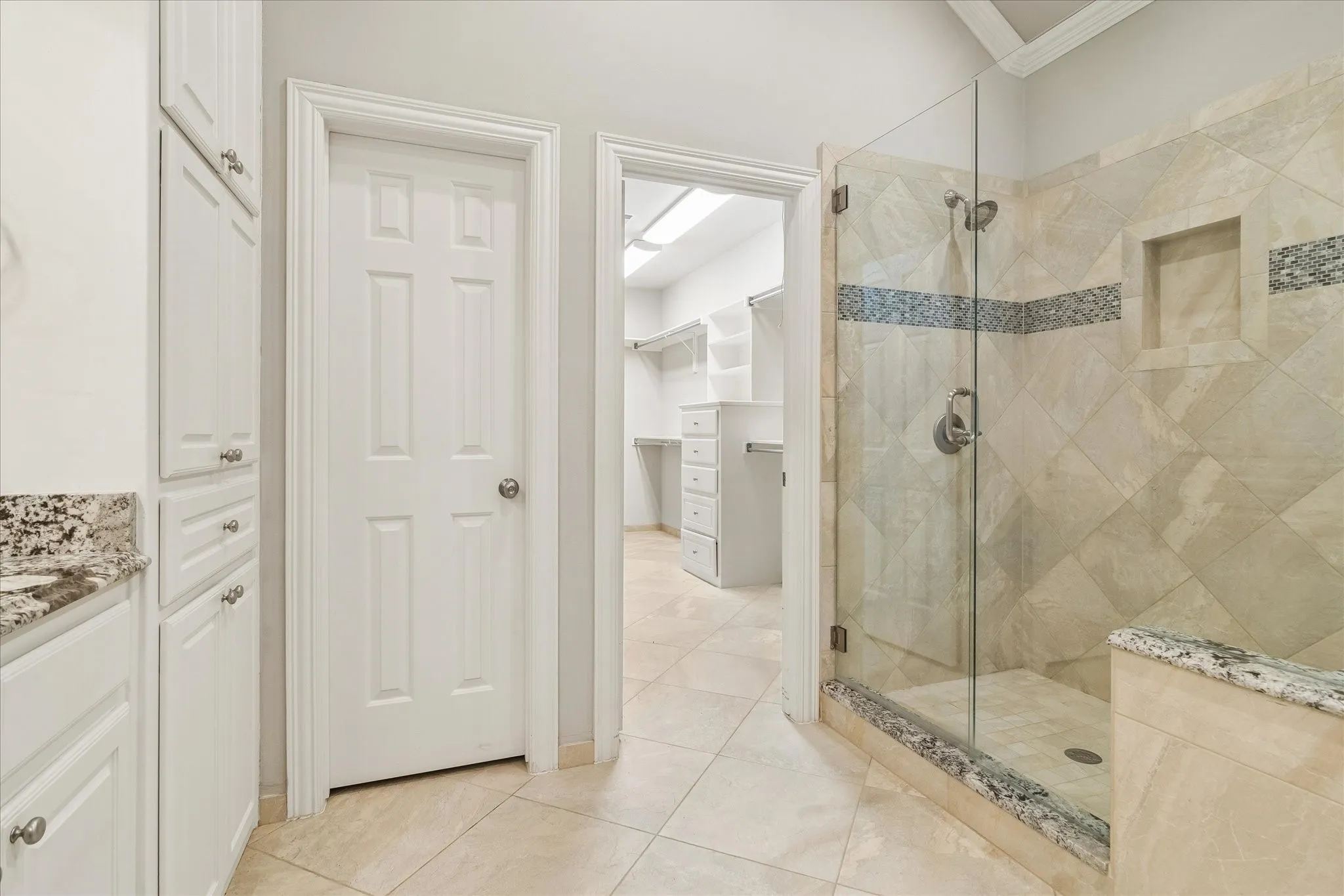 Single Family Residence For Sale in Collin County , 5908 Pebblestone Lane, Plano, Texas 75093, 4 Bedroom, 4 Bathroom, 2 Garage spaces, 2,906 Sqft, built in 1996, mls#21407031, Real Estate Agent in Plano, Homes For Sale in Collin county, Homes For Sale in Plano, Realtor in Plano Texas, Real Estate Brokerage Independent Realty Texas, Luminita Cordes Realtor