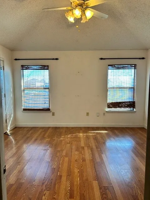 Single Family Residence For Sale in Tarrant County , 1416 Nelson Place, Fort Worth, Texas 76028, 3 Bedroom, 2 Bathroom, 2 Garage spaces, 1,368 Sqft, built in 1988, mls#21407569, Real Estate Agent in Fort Worth, Homes For Sale in Tarrant county, Homes For Sale in Fort Worth, Realtor in Fort Worth Texas, Real Estate Brokerage Independent Realty Texas, Luminita Cordes Realtor