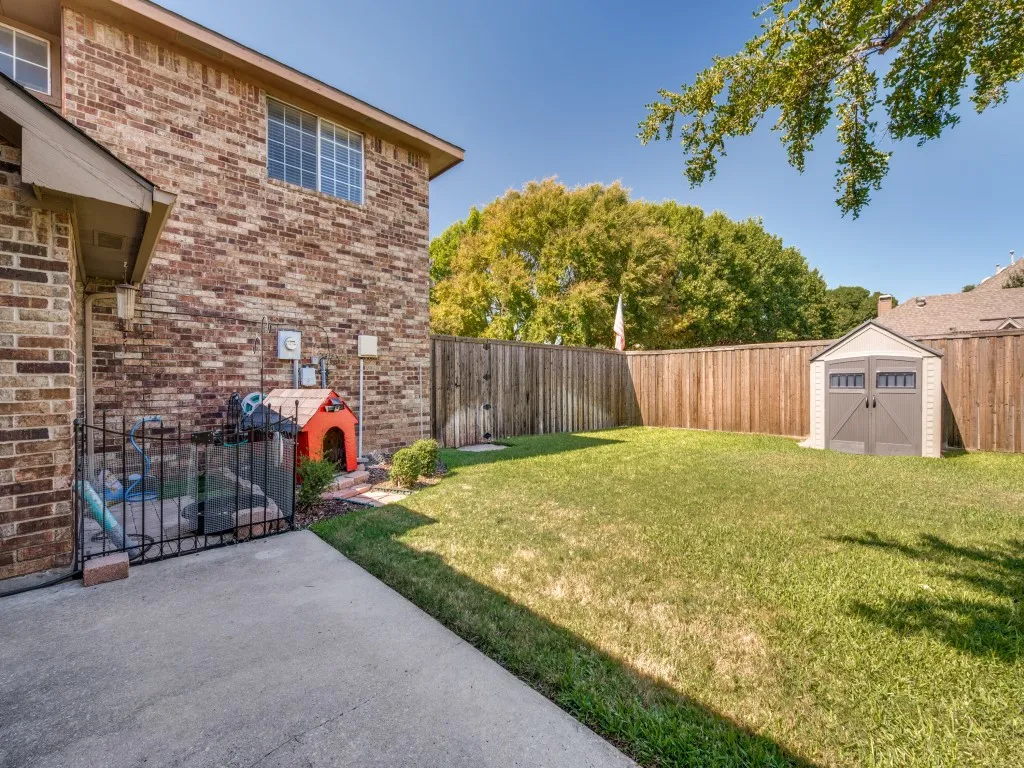 Single Family Residence For Sale in Collin County , 2705 Micarta Drive, Plano, Texas 75025, 3 Bedroom, 3 Bathroom, 2 Garage spaces, 1,818 Sqft, built in 1987, mls#21406774, Real Estate Agent in Plano, Homes For Sale in Collin county, Homes For Sale in Plano, Realtor in Plano Texas, Real Estate Brokerage Independent Realty Texas, Luminita Cordes Realtor
