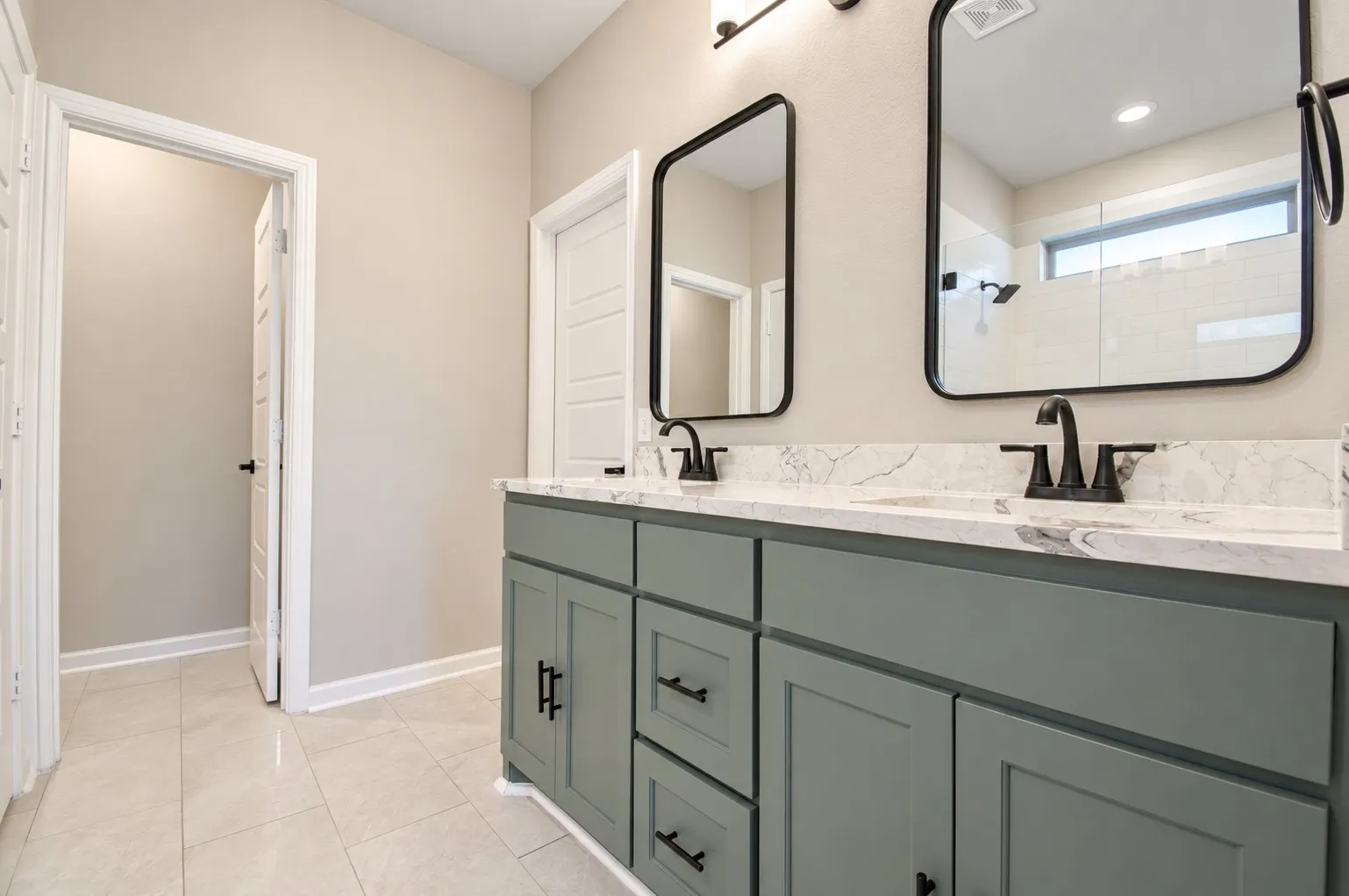 Single Family Residence For Sale in Tarrant County , 10208 Hanks Creek Road, Fort Worth, Texas 76126, 5 Bedroom, 3 Bathroom, 2 Garage spaces, 2,740 Sqft, built in 2020, mls#21403220, Real Estate Agent in Fort Worth, Homes For Sale in Tarrant county, Homes For Sale in Fort Worth, Realtor in Fort Worth Texas, Real Estate Brokerage Independent Realty Texas, Luminita Cordes Realtor