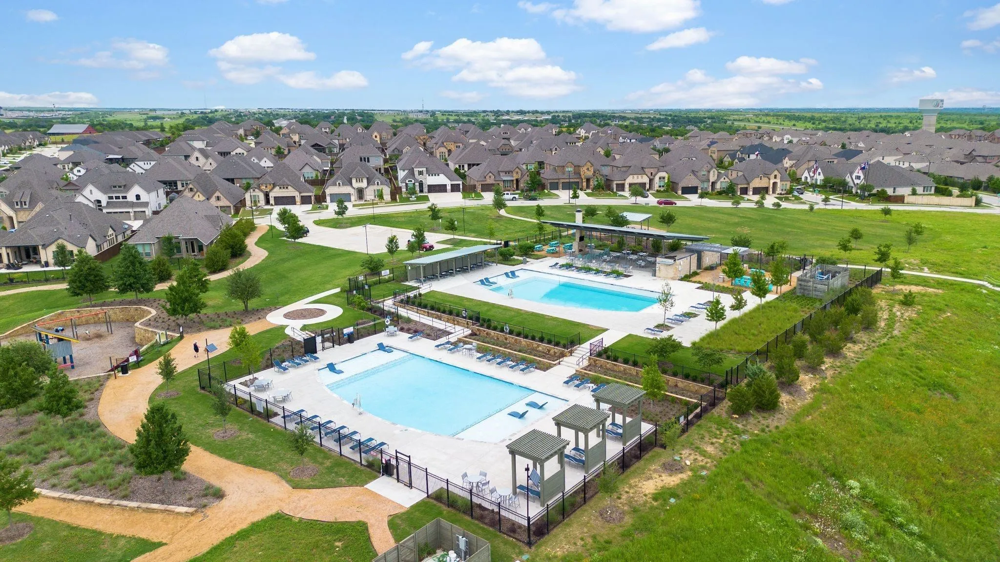 Single Family Residence For Sale in Tarrant County , 10208 Hanks Creek Road, Fort Worth, Texas 76126, 5 Bedroom, 3 Bathroom, 2 Garage spaces, 2,740 Sqft, built in 2020, mls#21403220, Real Estate Agent in Fort Worth, Homes For Sale in Tarrant county, Homes For Sale in Fort Worth, Realtor in Fort Worth Texas, Real Estate Brokerage Independent Realty Texas, Luminita Cordes Realtor