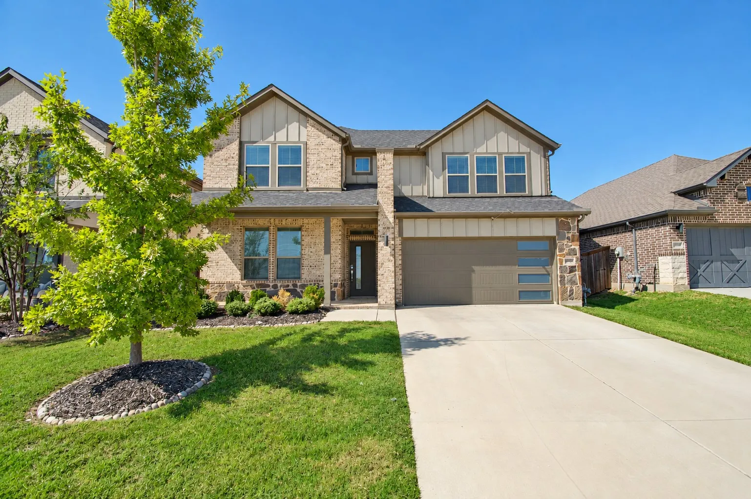 Single Family Residence For Sale