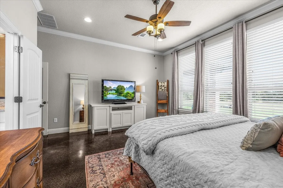 Single Family Residence For Sale in Parker County , 116 Rasha Drive, Azle, Texas 76020, 5 Bedroom, 3 Bathroom, 3 Garage spaces, 2,603 Sqft, built in 2016, mls#21406478, Real Estate Agent in Azle, Homes For Sale in Parker county, Homes For Sale in Azle, Realtor in Azle Texas, Real Estate Brokerage Independent Realty Texas, Luminita Cordes Realtor