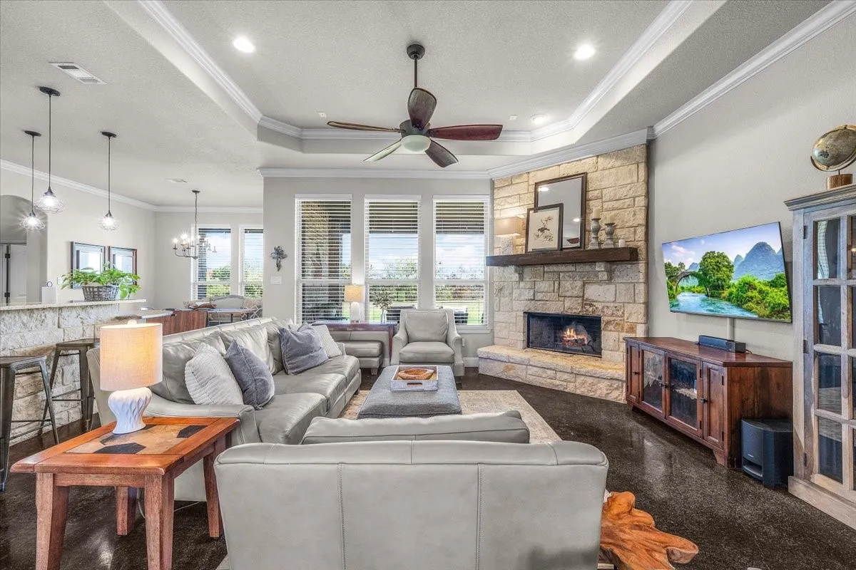 Single Family Residence For Sale in Parker County , 116 Rasha Drive, Azle, Texas 76020, 5 Bedroom, 3 Bathroom, 3 Garage spaces, 2,603 Sqft, built in 2016, mls#21406478, Real Estate Agent in Azle, Homes For Sale in Parker county, Homes For Sale in Azle, Realtor in Azle Texas, Real Estate Brokerage Independent Realty Texas, Luminita Cordes Realtor