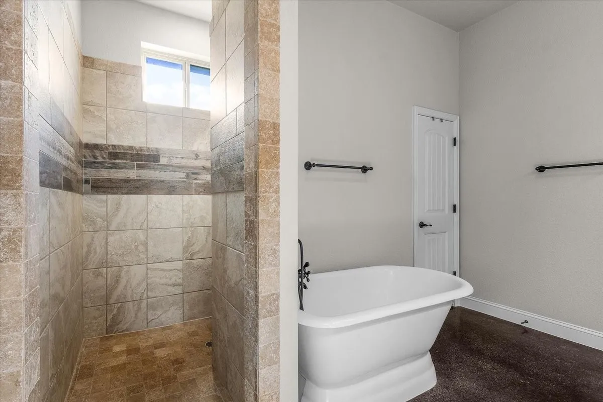 Single Family Residence For Sale in Parker County , 116 Rasha Drive, Azle, Texas 76020, 5 Bedroom, 3 Bathroom, 3 Garage spaces, 2,603 Sqft, built in 2016, mls#21406478, Real Estate Agent in Azle, Homes For Sale in Parker county, Homes For Sale in Azle, Realtor in Azle Texas, Real Estate Brokerage Independent Realty Texas, Luminita Cordes Realtor