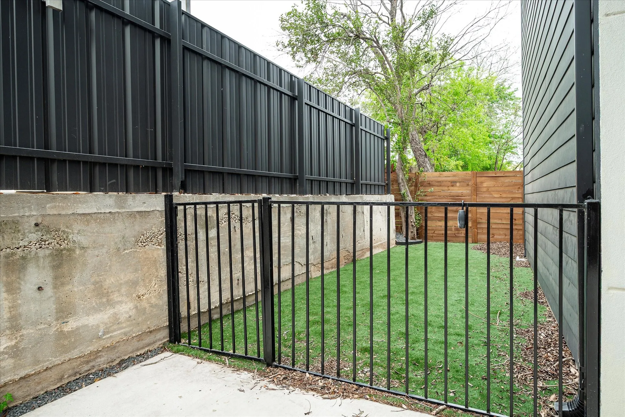 Condominium For Sale in Dallas County , 4534 Lake Avenue 104, Dallas, Texas 75219, 3 Bedroom, 3 Bathroom, 2 Garage spaces, 2,207 Sqft, built in 2025, mls#21407585, Real Estate Agent in Dallas, Homes For Sale in Dallas county, Homes For Sale in Dallas, Realtor in Dallas Texas, Real Estate Brokerage Independent Realty Texas, Luminita Cordes Realtor