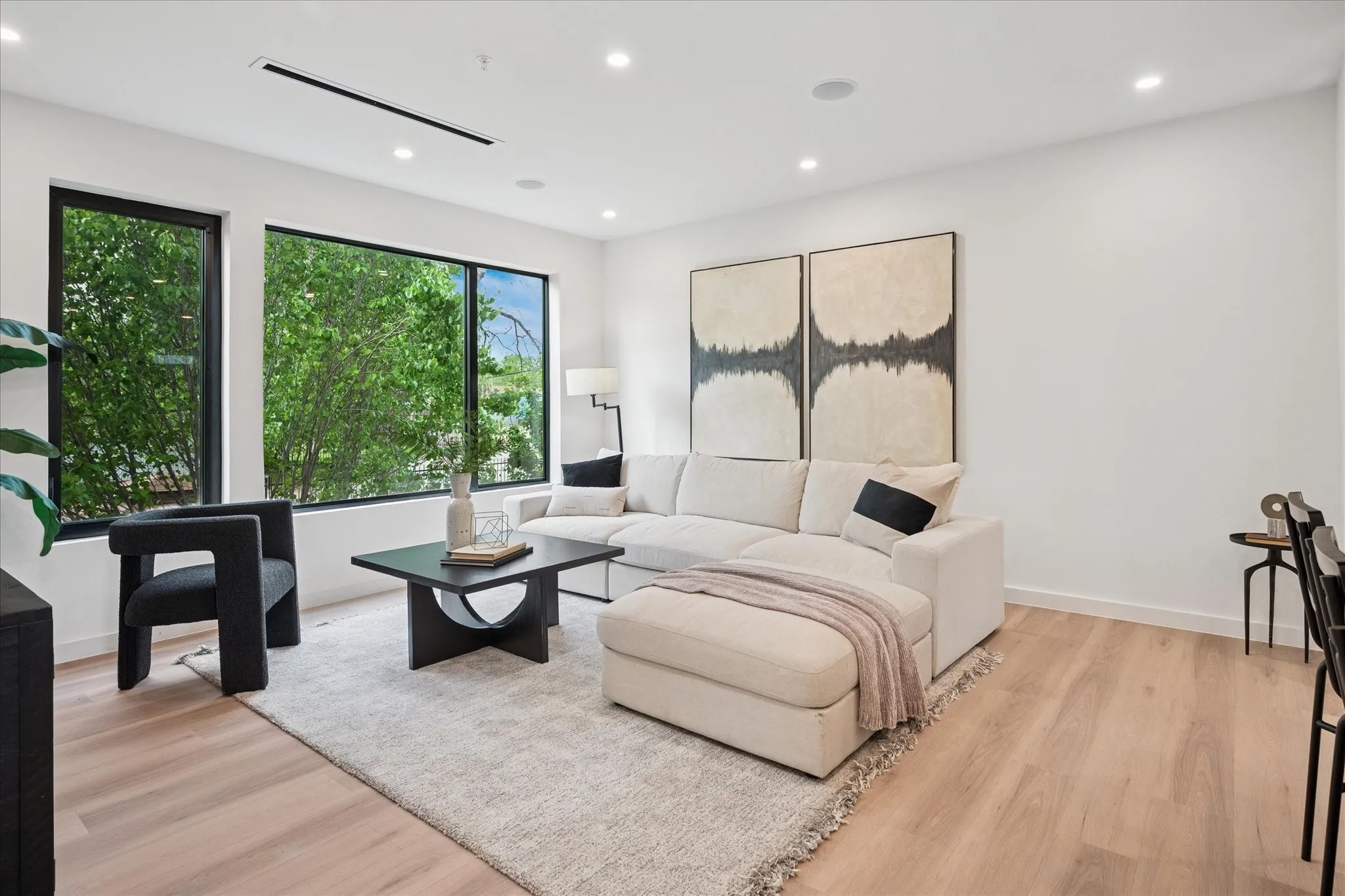 Condominium For Sale in Dallas County , 4534 Lake Avenue 104, Dallas, Texas 75219, 3 Bedroom, 3 Bathroom, 2 Garage spaces, 2,207 Sqft, built in 2025, mls#21407585, Real Estate Agent in Dallas, Homes For Sale in Dallas county, Homes For Sale in Dallas, Realtor in Dallas Texas, Real Estate Brokerage Independent Realty Texas, Luminita Cordes Realtor