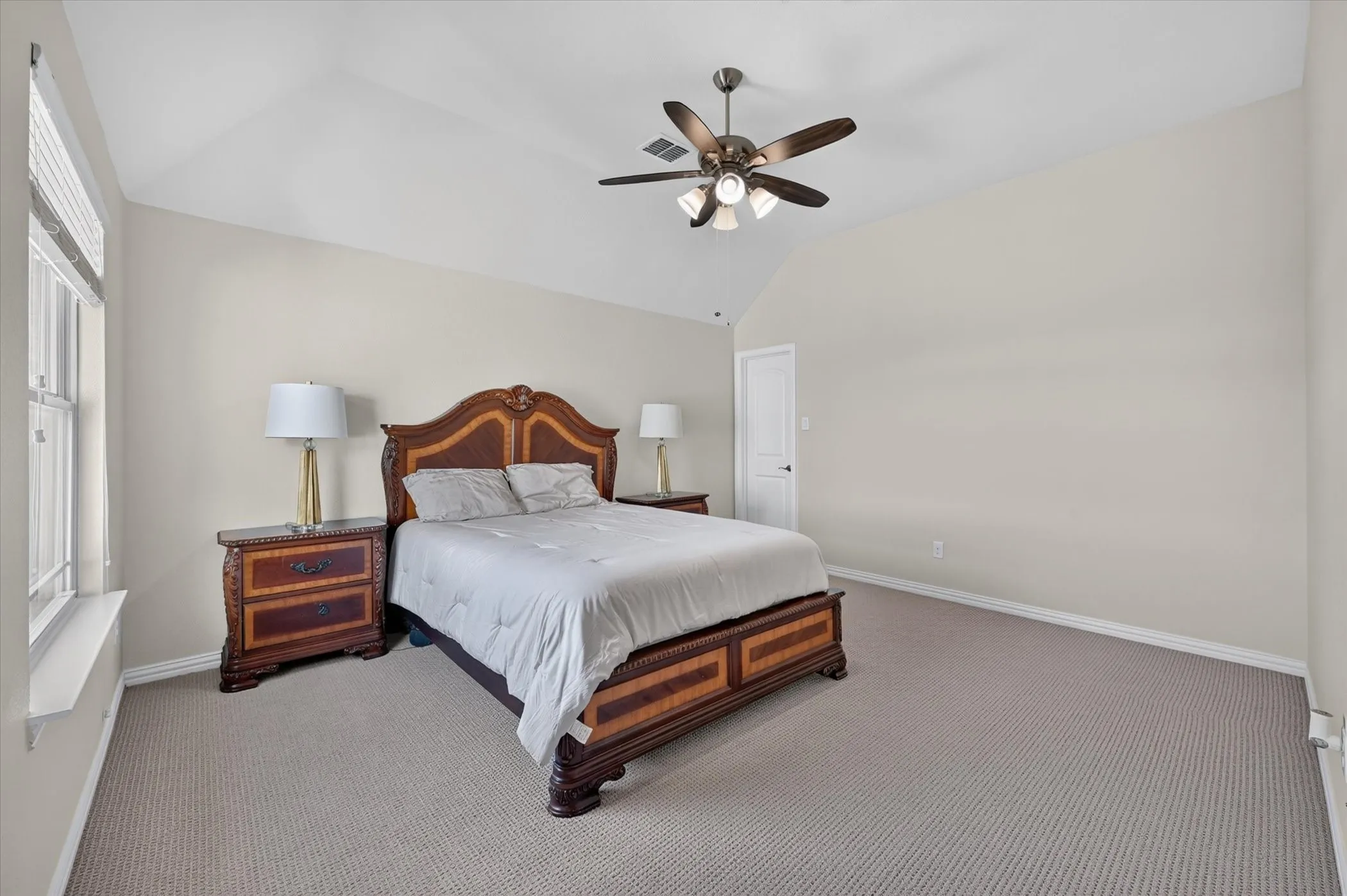 Single Family Residence For Sale in Collin County , 4901 Keswick Drive, Parker, Texas 75002, 6 Bedroom, 5 Bathroom, 3 Garage spaces, 4,762 Sqft, built in 2018, mls#21400226, Real Estate Agent in Parker, Homes For Sale in Collin county, Homes For Sale in Parker, Realtor in Parker Texas, Real Estate Brokerage Independent Realty Texas, Luminita Cordes Realtor