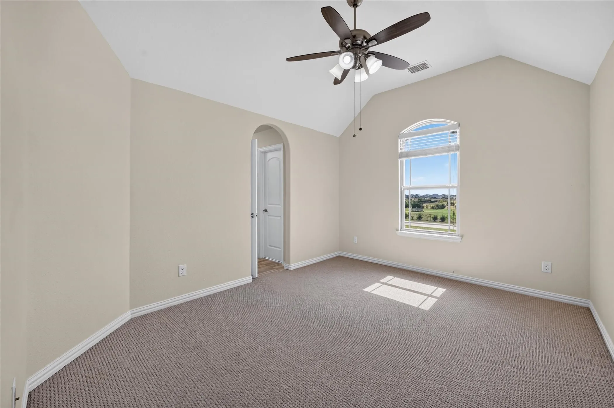 Single Family Residence For Sale in Collin County , 4901 Keswick Drive, Parker, Texas 75002, 6 Bedroom, 5 Bathroom, 3 Garage spaces, 4,762 Sqft, built in 2018, mls#21400226, Real Estate Agent in Parker, Homes For Sale in Collin county, Homes For Sale in Parker, Realtor in Parker Texas, Real Estate Brokerage Independent Realty Texas, Luminita Cordes Realtor