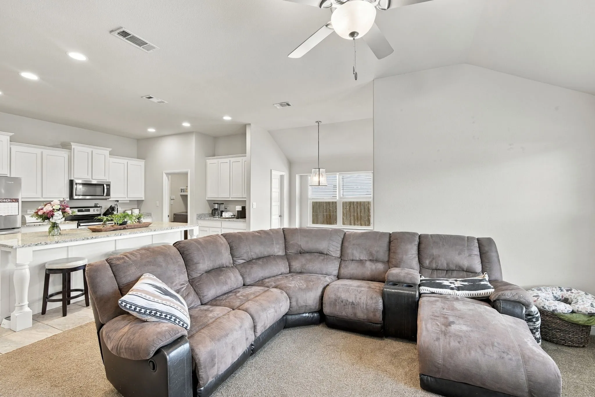 Single Family Residence For Sale in Hill County , 425 Stoneridge Drive, Hillsboro, Texas 76645, 3 Bedroom, 2 Bathroom, 2 Garage spaces, 1,555 Sqft, built in 2018, mls#21406355, Real Estate Agent in Hillsboro, Homes For Sale in Hill county, Homes For Sale in Hillsboro, Realtor in Hillsboro Texas, Real Estate Brokerage Independent Realty Texas, Luminita Cordes Realtor