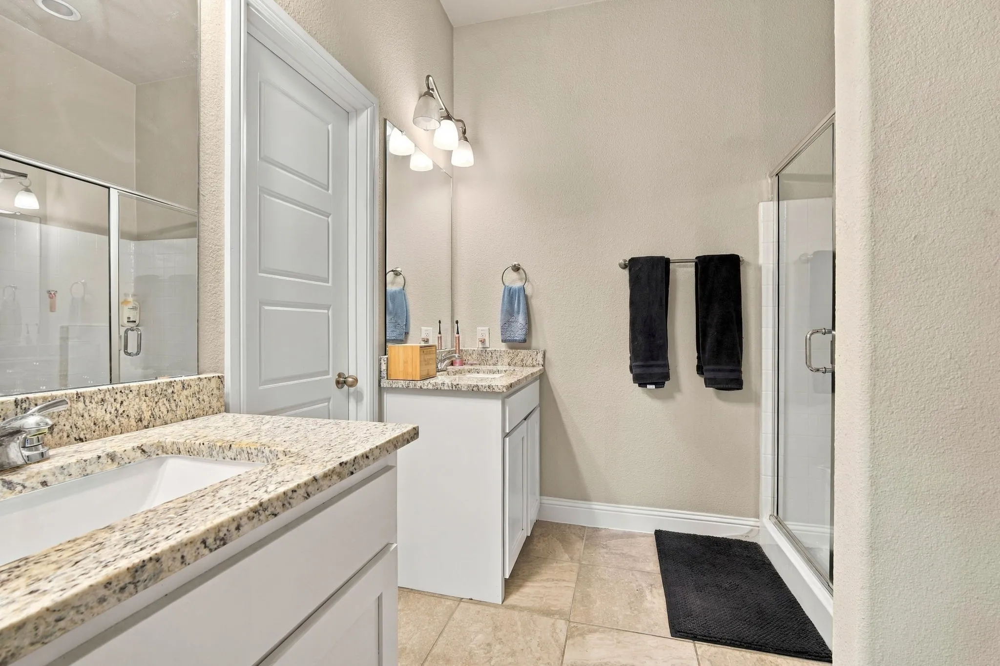 Single Family Residence For Sale in Hill County , 425 Stoneridge Drive, Hillsboro, Texas 76645, 3 Bedroom, 2 Bathroom, 2 Garage spaces, 1,555 Sqft, built in 2018, mls#21406355, Real Estate Agent in Hillsboro, Homes For Sale in Hill county, Homes For Sale in Hillsboro, Realtor in Hillsboro Texas, Real Estate Brokerage Independent Realty Texas, Luminita Cordes Realtor