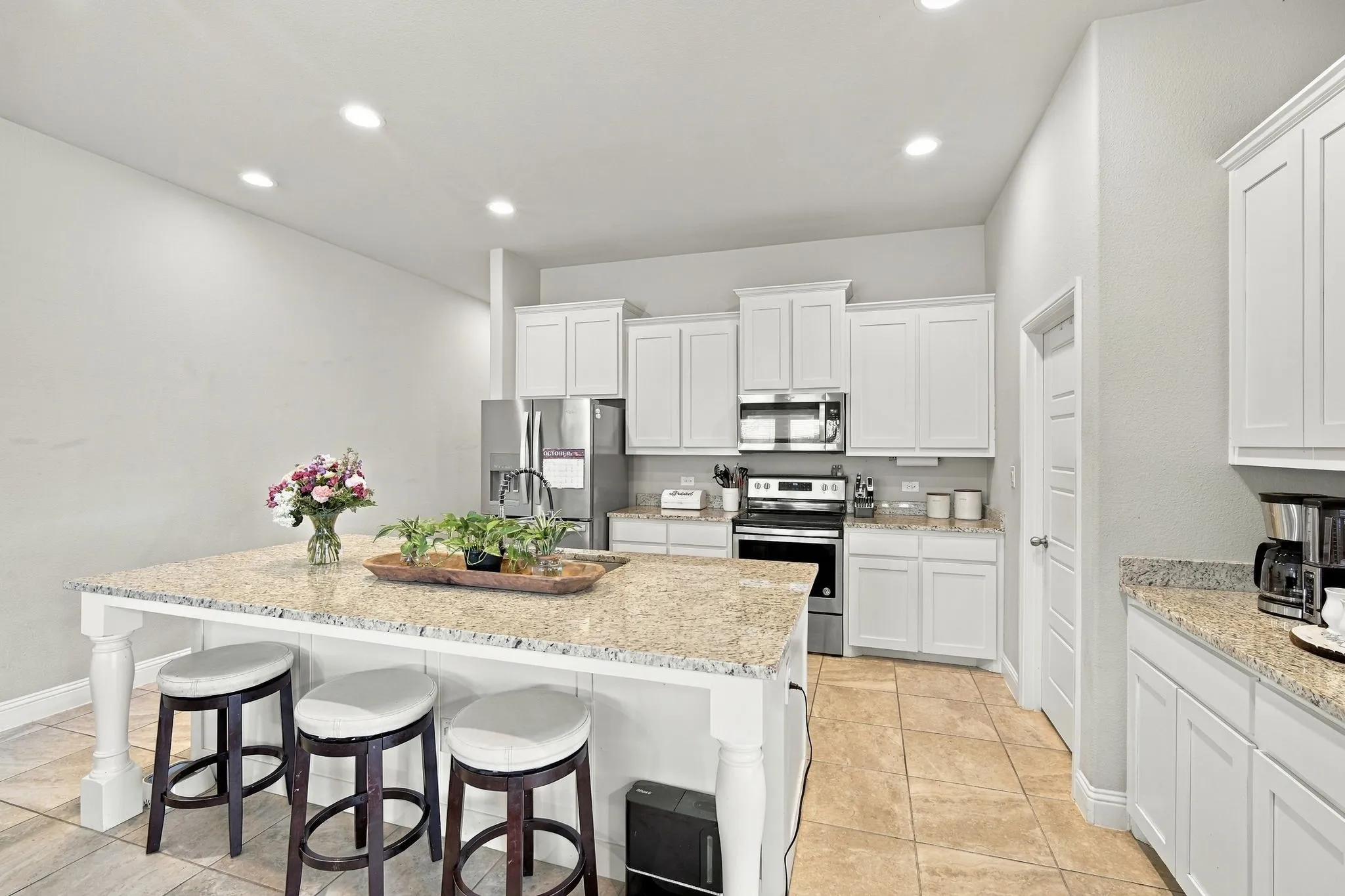 Single Family Residence For Sale in Hill County , 425 Stoneridge Drive, Hillsboro, Texas 76645, 3 Bedroom, 2 Bathroom, 2 Garage spaces, 1,555 Sqft, built in 2018, mls#21406355, Real Estate Agent in Hillsboro, Homes For Sale in Hill county, Homes For Sale in Hillsboro, Realtor in Hillsboro Texas, Real Estate Brokerage Independent Realty Texas, Luminita Cordes Realtor