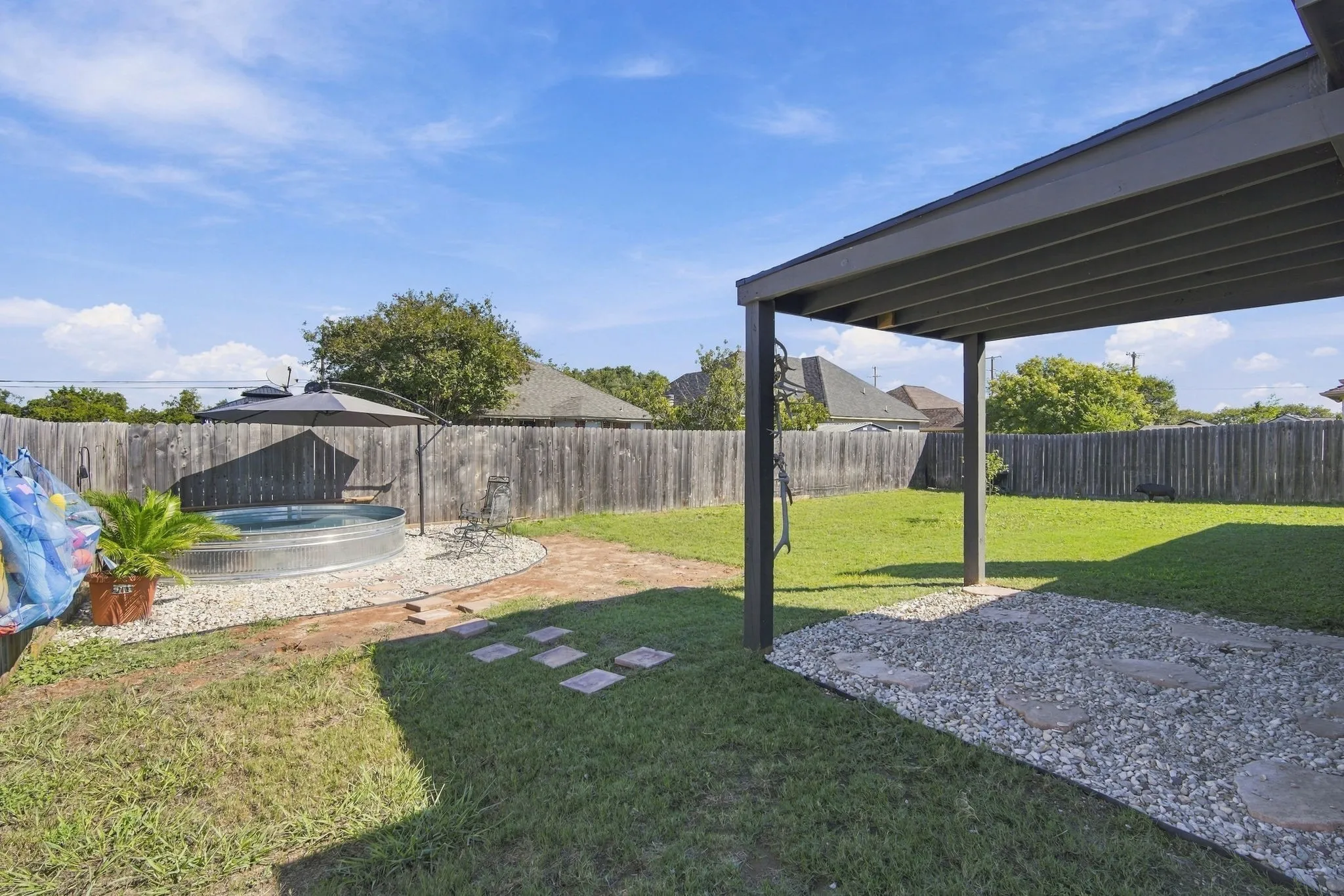 Single Family Residence For Sale in Hill County , 425 Stoneridge Drive, Hillsboro, Texas 76645, 3 Bedroom, 2 Bathroom, 2 Garage spaces, 1,555 Sqft, built in 2018, mls#21406355, Real Estate Agent in Hillsboro, Homes For Sale in Hill county, Homes For Sale in Hillsboro, Realtor in Hillsboro Texas, Real Estate Brokerage Independent Realty Texas, Luminita Cordes Realtor