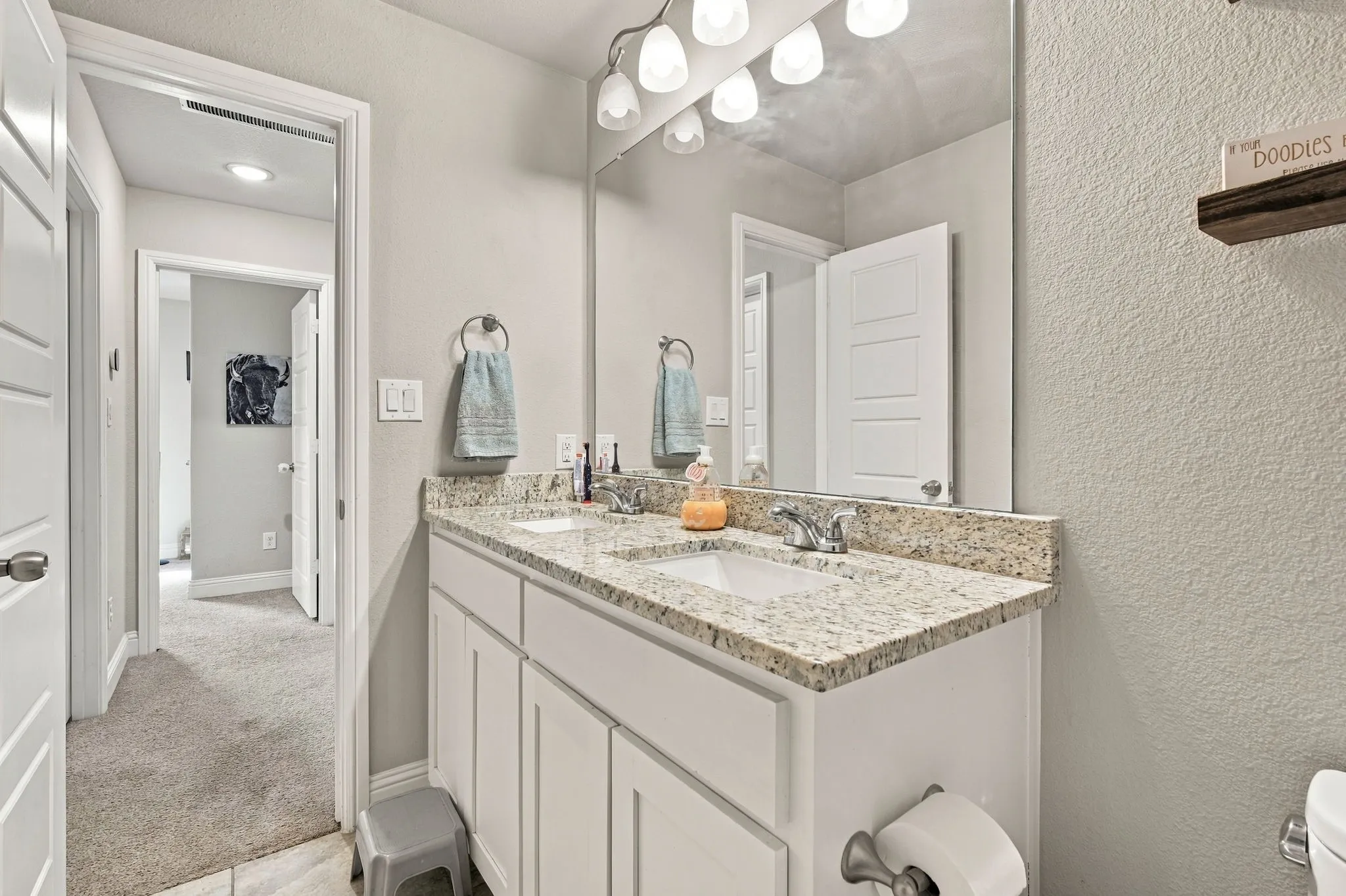 Single Family Residence For Sale in Hill County , 425 Stoneridge Drive, Hillsboro, Texas 76645, 3 Bedroom, 2 Bathroom, 2 Garage spaces, 1,555 Sqft, built in 2018, mls#21406355, Real Estate Agent in Hillsboro, Homes For Sale in Hill county, Homes For Sale in Hillsboro, Realtor in Hillsboro Texas, Real Estate Brokerage Independent Realty Texas, Luminita Cordes Realtor