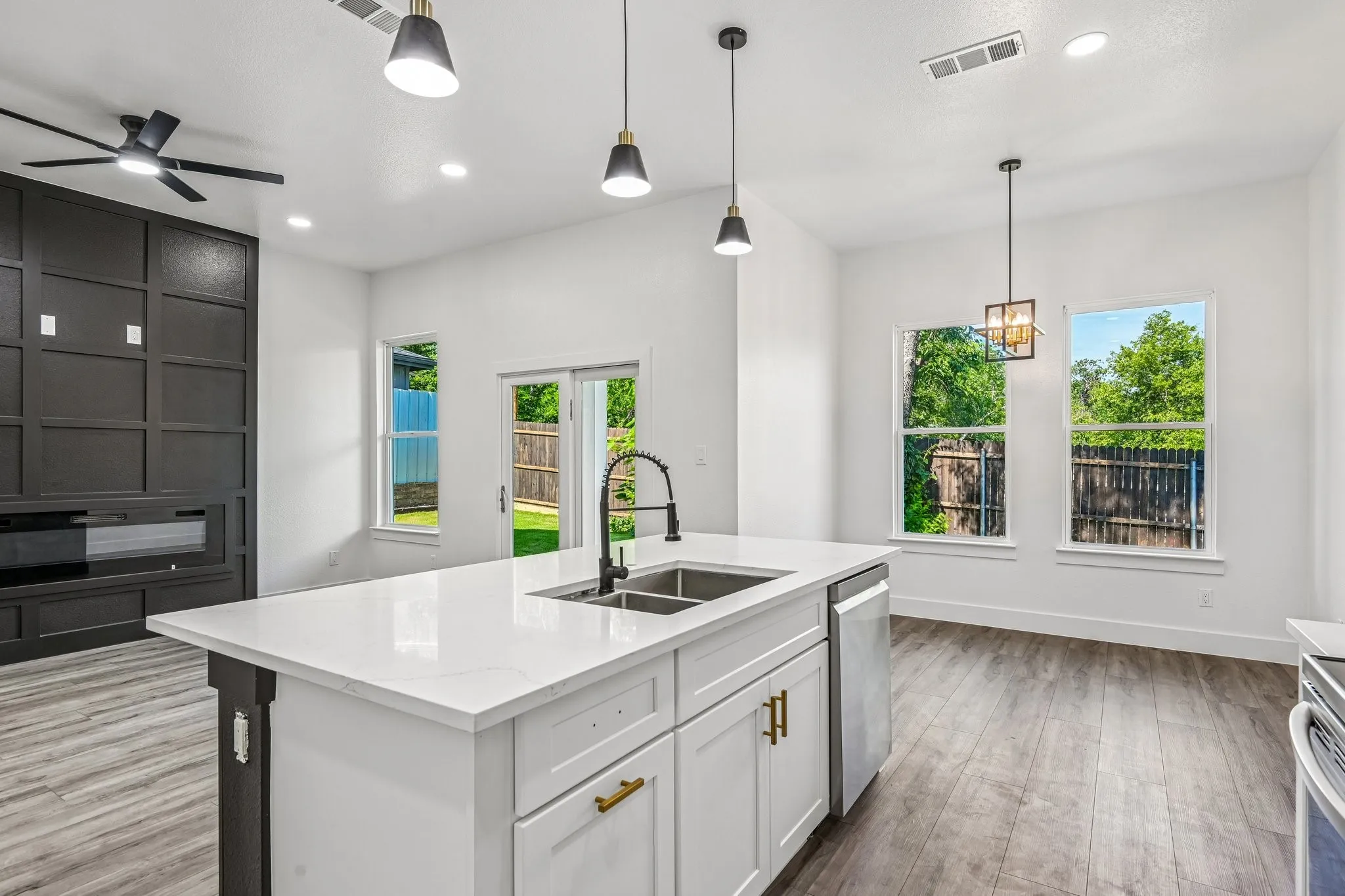 Single Family Residence For Sale in Tarrant County , 2504 Vaughn Boulevard, Fort Worth, Texas 76105, 3 Bedroom, 2 Bathroom, 2 Garage spaces, 1,592 Sqft, built in 2026, mls#21404355, Real Estate Agent in Fort Worth, Homes For Sale in Tarrant county, Homes For Sale in Fort Worth, Realtor in Fort Worth Texas, Real Estate Brokerage Independent Realty Texas, Luminita Cordes Realtor