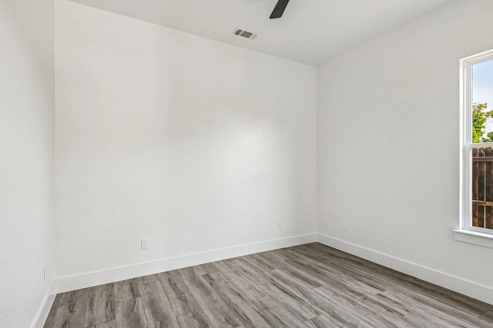 Single Family Residence For Sale in Tarrant County , 2504 Vaughn Boulevard, Fort Worth, Texas 76105, 3 Bedroom, 2 Bathroom, 2 Garage spaces, 1,592 Sqft, built in 2026, mls#21404355, Real Estate Agent in Fort Worth, Homes For Sale in Tarrant county, Homes For Sale in Fort Worth, Realtor in Fort Worth Texas, Real Estate Brokerage Independent Realty Texas, Luminita Cordes Realtor