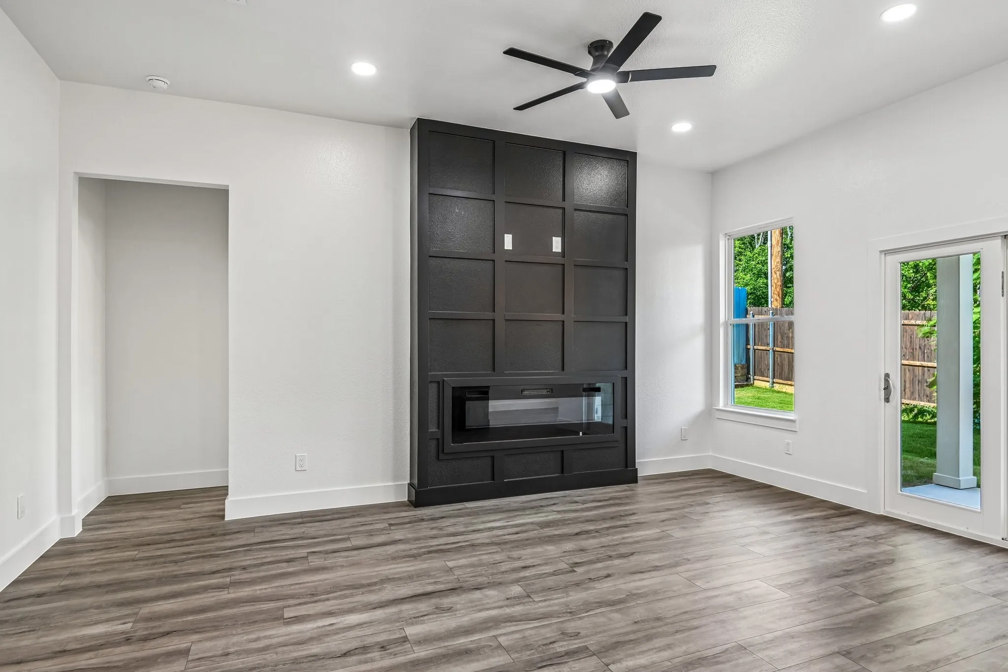 Single Family Residence For Sale in Tarrant County , 2504 Vaughn Boulevard, Fort Worth, Texas 76105, 3 Bedroom, 2 Bathroom, 2 Garage spaces, 1,592 Sqft, built in 2026, mls#21404355, Real Estate Agent in Fort Worth, Homes For Sale in Tarrant county, Homes For Sale in Fort Worth, Realtor in Fort Worth Texas, Real Estate Brokerage Independent Realty Texas, Luminita Cordes Realtor