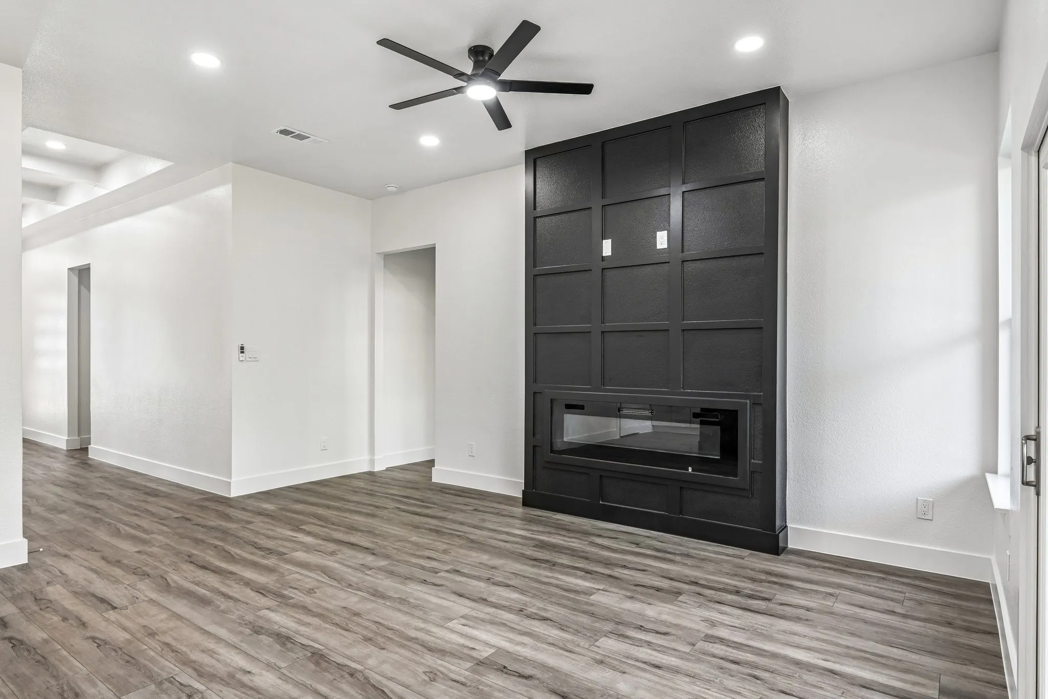 Single Family Residence For Sale in Tarrant County , 2504 Vaughn Boulevard, Fort Worth, Texas 76105, 3 Bedroom, 2 Bathroom, 2 Garage spaces, 1,592 Sqft, built in 2026, mls#21404355, Real Estate Agent in Fort Worth, Homes For Sale in Tarrant county, Homes For Sale in Fort Worth, Realtor in Fort Worth Texas, Real Estate Brokerage Independent Realty Texas, Luminita Cordes Realtor
