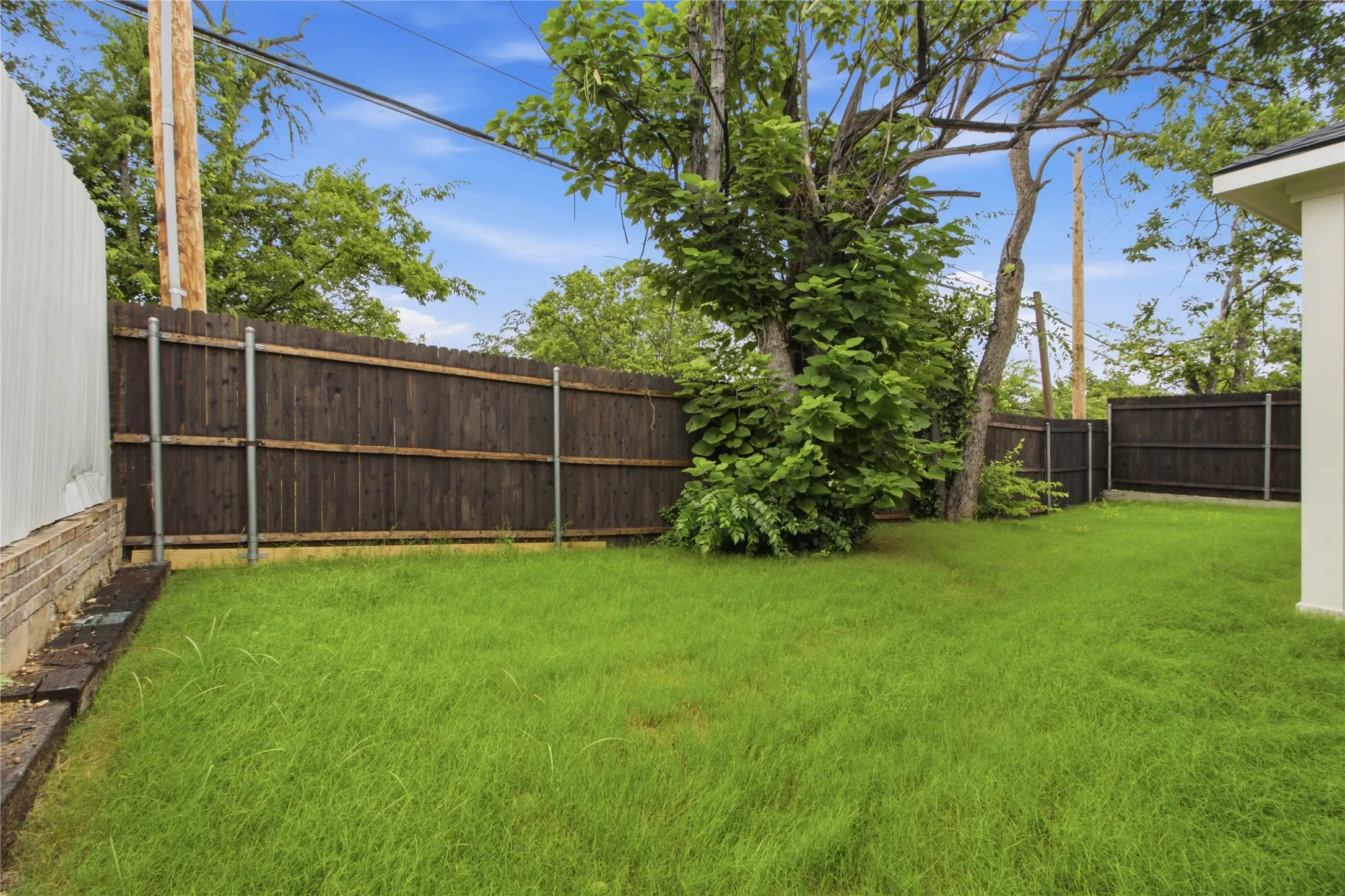 Single Family Residence For Sale in Tarrant County , 2504 Vaughn Boulevard, Fort Worth, Texas 76105, 3 Bedroom, 2 Bathroom, 2 Garage spaces, 1,592 Sqft, built in 2026, mls#21404355, Real Estate Agent in Fort Worth, Homes For Sale in Tarrant county, Homes For Sale in Fort Worth, Realtor in Fort Worth Texas, Real Estate Brokerage Independent Realty Texas, Luminita Cordes Realtor