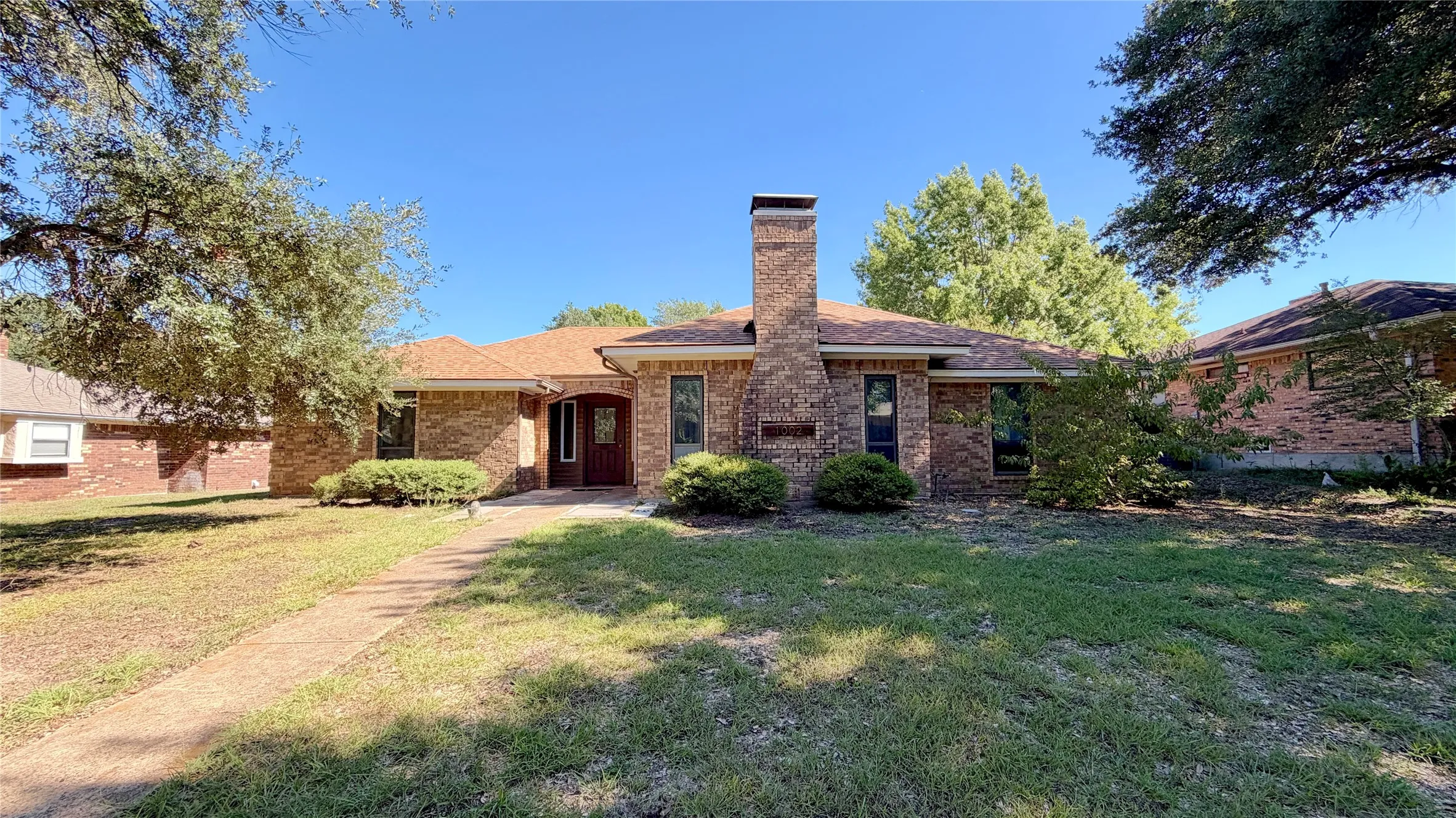 Single Family Residence For Sale