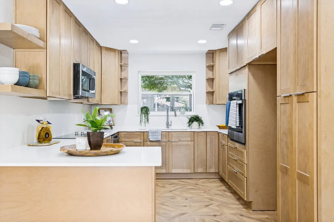 Single Family Residence For Rent in Collin County , 3001 Malibu Place, Plano, Texas 75023, 3 Bedroom, 3 Bathroom, 2 Garage spaces, 2,597 Sqft, built in 1978, mls#21407609, Real Estate Agent in Plano, Homes For Rent in Collin county, Homes For Rent in Plano, Realtor in Plano Texas, Real Estate Brokerage Independent Realty Texas, Luminita Cordes Realtor