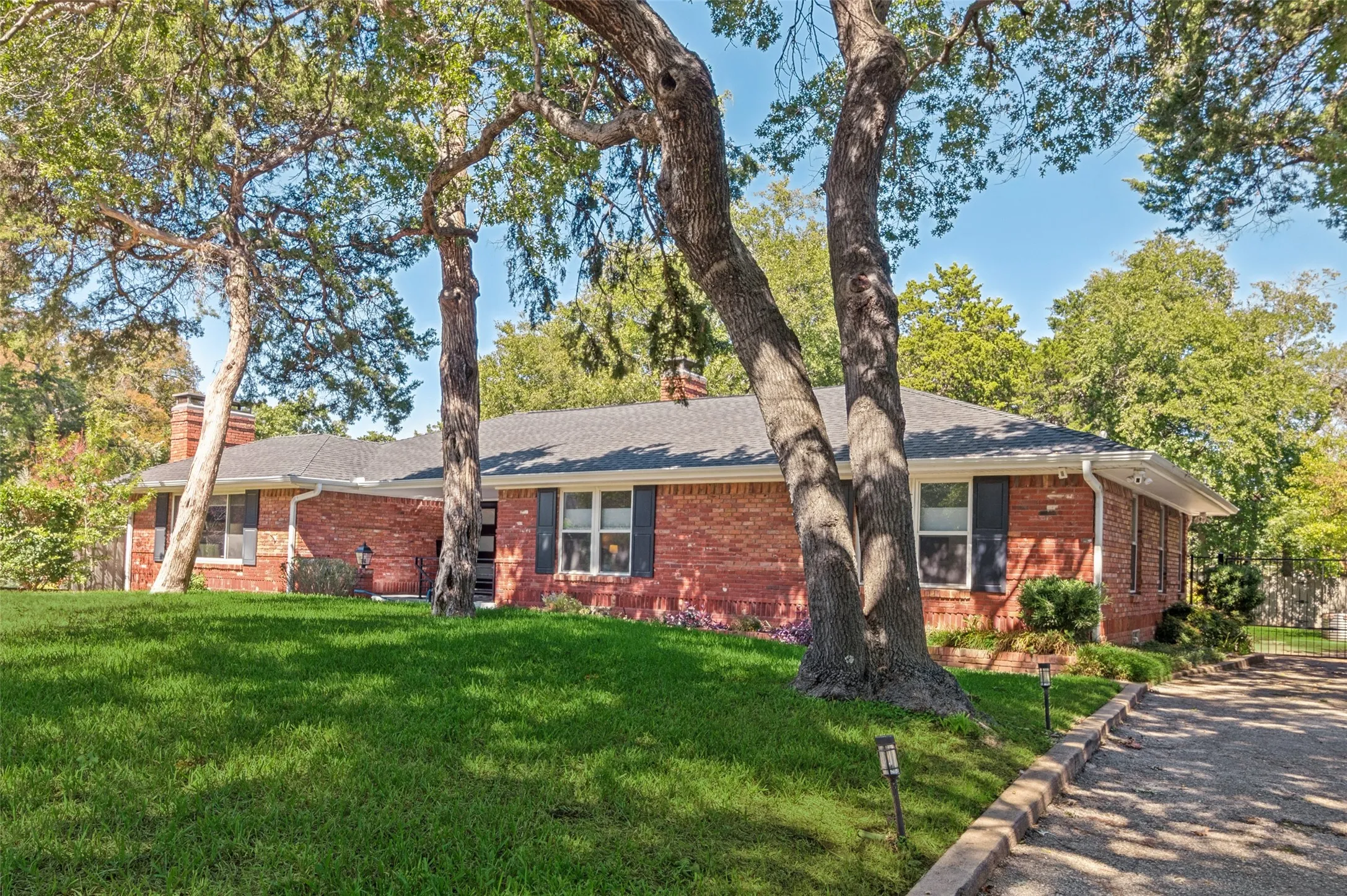 Single Family Residence For Sale