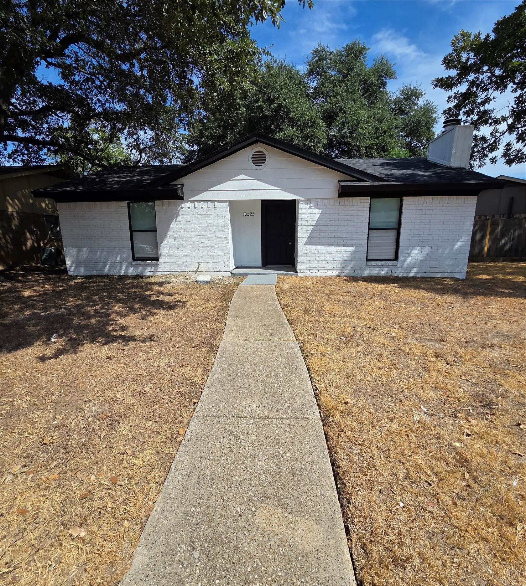 Single Family Residence For Sale