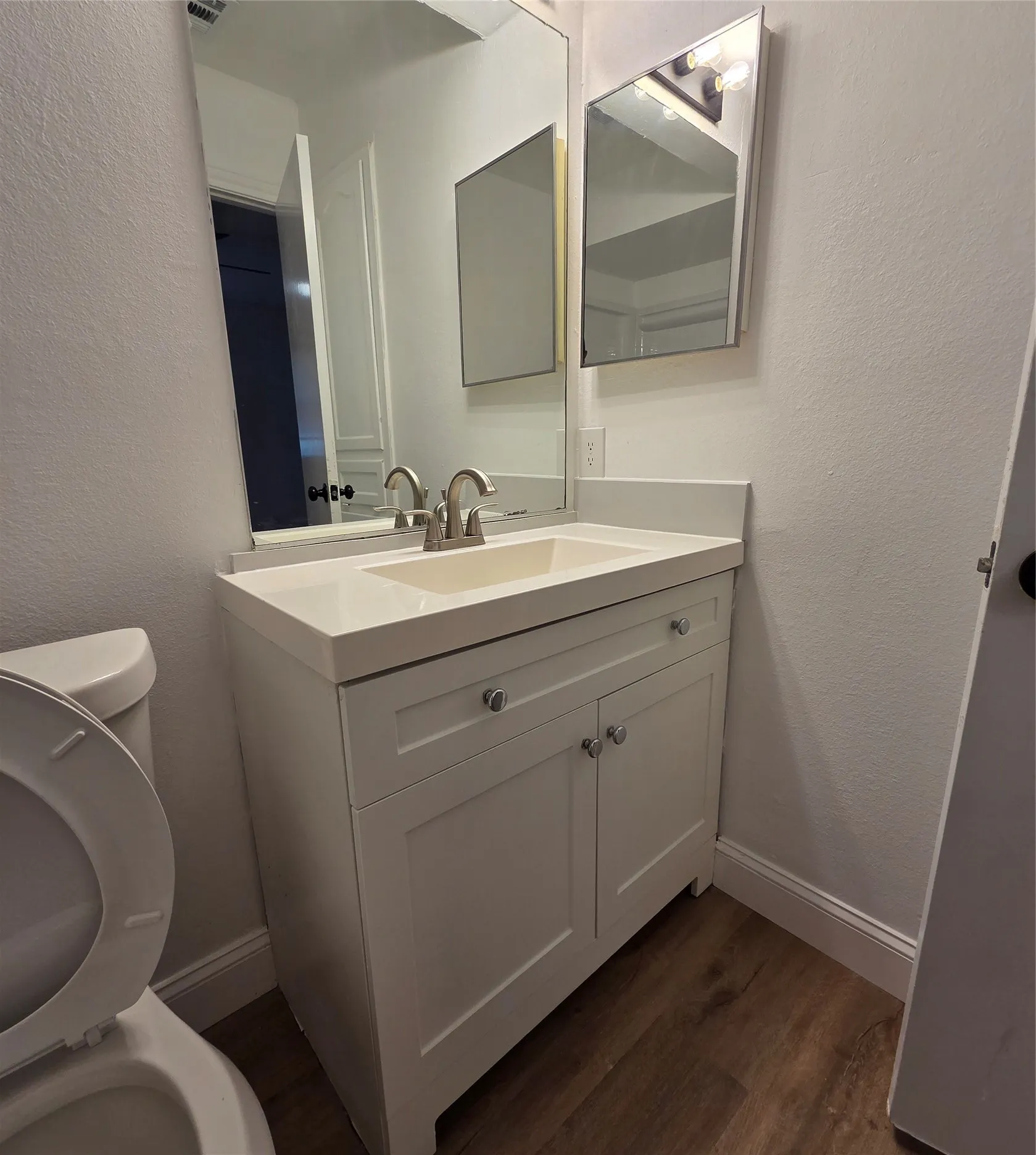 Single Family Residence For Sale in Dallas County , 10525 Big Thicket Drive, Dallas, Texas 75217, 3 Bedroom, 2 Bathroom, Garage spaces, 1,243 Sqft, built in 1979, mls#21407615, Real Estate Agent in Dallas, Homes For Sale in Dallas county, Homes For Sale in Dallas, Realtor in Dallas Texas, Real Estate Brokerage Independent Realty Texas, Luminita Cordes Realtor