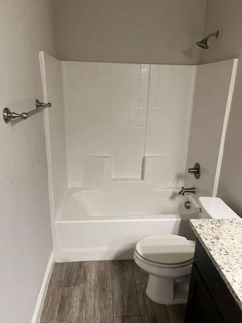 Single Family Residence For Sale in Fannin County , 305 W Houston Street, Leonard, Texas 75452, 3 Bedroom, 2 Bathroom, 2 Garage spaces, 1,645 Sqft, built in 2024, mls#21407619, Real Estate Agent in Leonard, Homes For Sale in Fannin county, Homes For Sale in Leonard, Realtor in Leonard Texas, Real Estate Brokerage Independent Realty Texas, Luminita Cordes Realtor