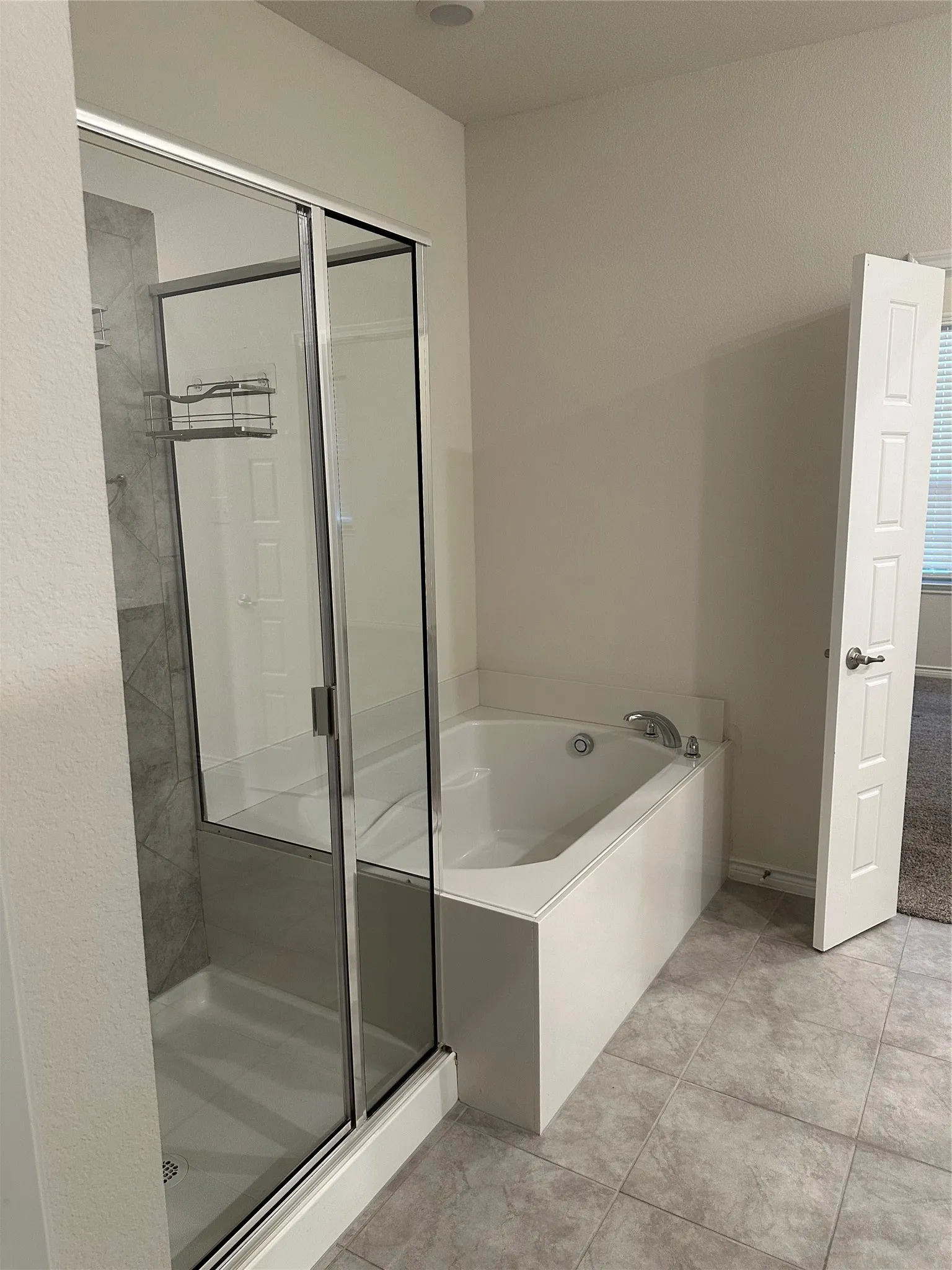 Townhouse For Rent in Denton County , 2402 Siskiyou Street, Lewisville, Texas 75056, 3 Bedroom, 4 Bathroom, 2 Garage spaces, 1,994 Sqft, built in 2019, mls#21407627, Real Estate Agent in Lewisville, Homes For Rent in Denton county, Homes For Rent in Lewisville, Realtor in Lewisville Texas, Real Estate Brokerage Independent Realty Texas, Luminita Cordes Realtor