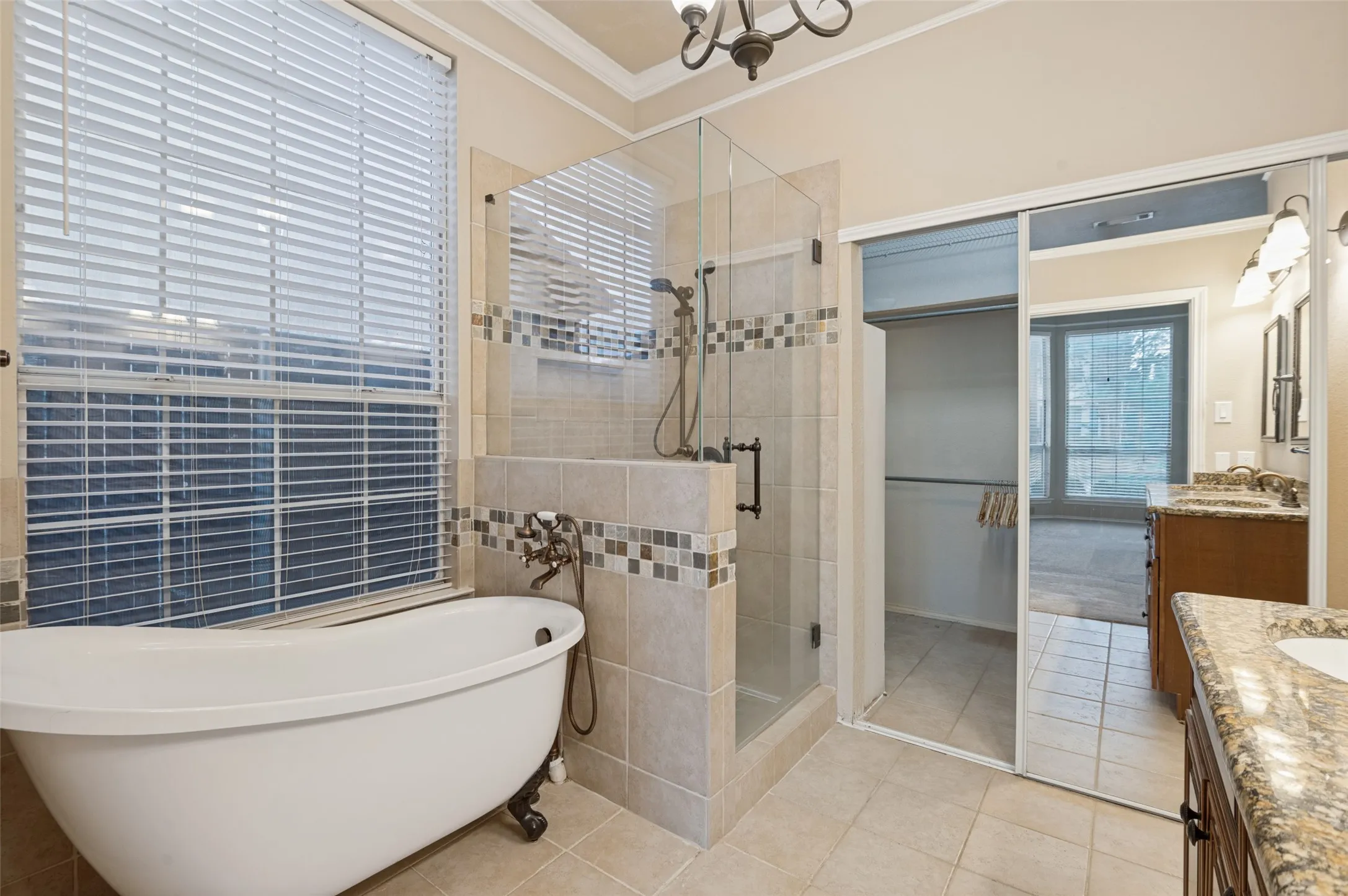 Single Family Residence For Sale in Dallas County , 649 Raintree Circle, Coppell, Texas 75019, 4 Bedroom, 3 Bathroom, 2 Garage spaces, 2,078 Sqft, built in 1990, mls#21404762, Real Estate Agent in Coppell, Homes For Sale in Dallas county, Homes For Sale in Coppell, Realtor in Coppell Texas, Real Estate Brokerage Independent Realty Texas, Luminita Cordes Realtor