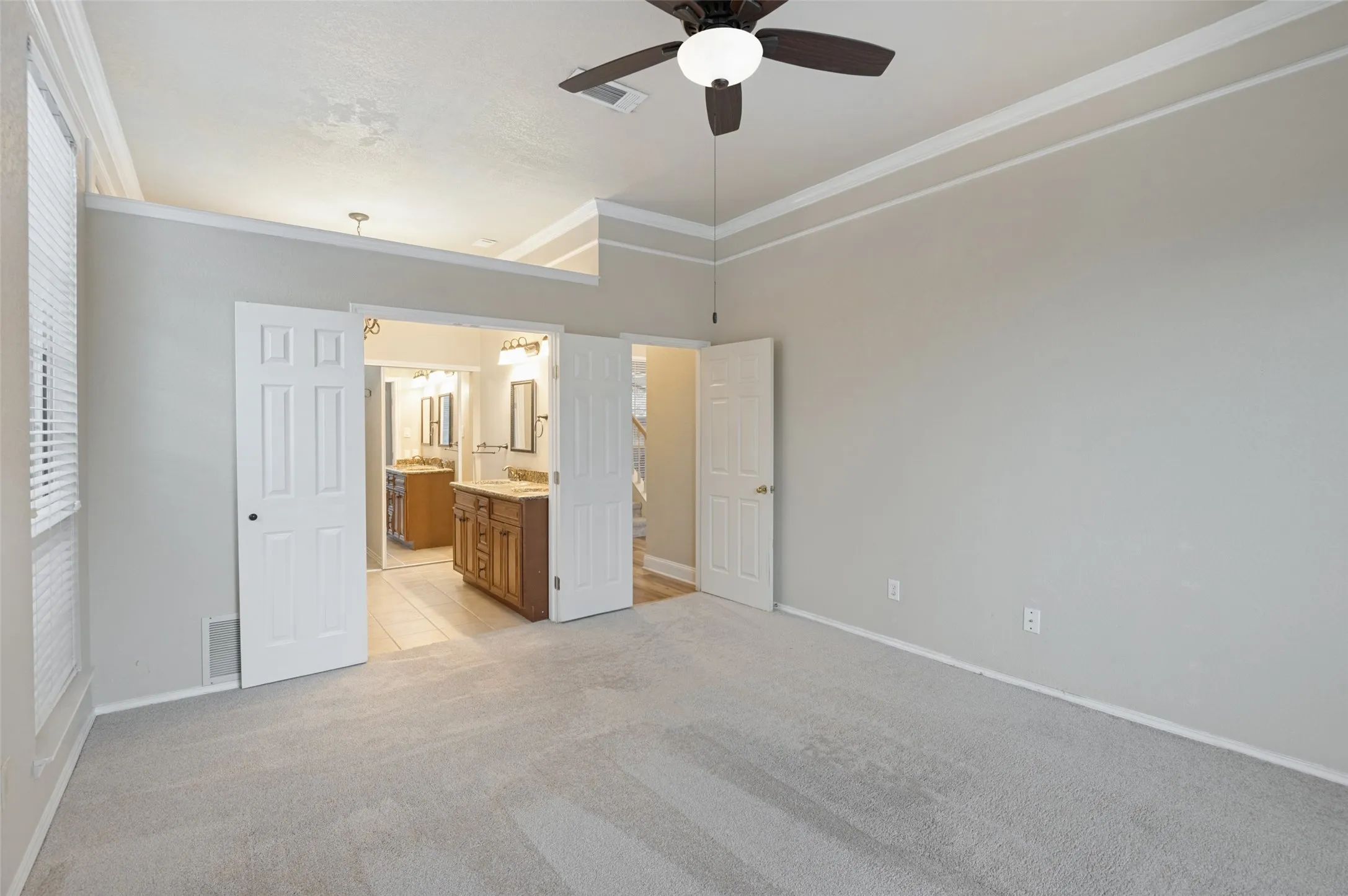 Single Family Residence For Sale in Dallas County , 649 Raintree Circle, Coppell, Texas 75019, 4 Bedroom, 3 Bathroom, 2 Garage spaces, 2,078 Sqft, built in 1990, mls#21404762, Real Estate Agent in Coppell, Homes For Sale in Dallas county, Homes For Sale in Coppell, Realtor in Coppell Texas, Real Estate Brokerage Independent Realty Texas, Luminita Cordes Realtor