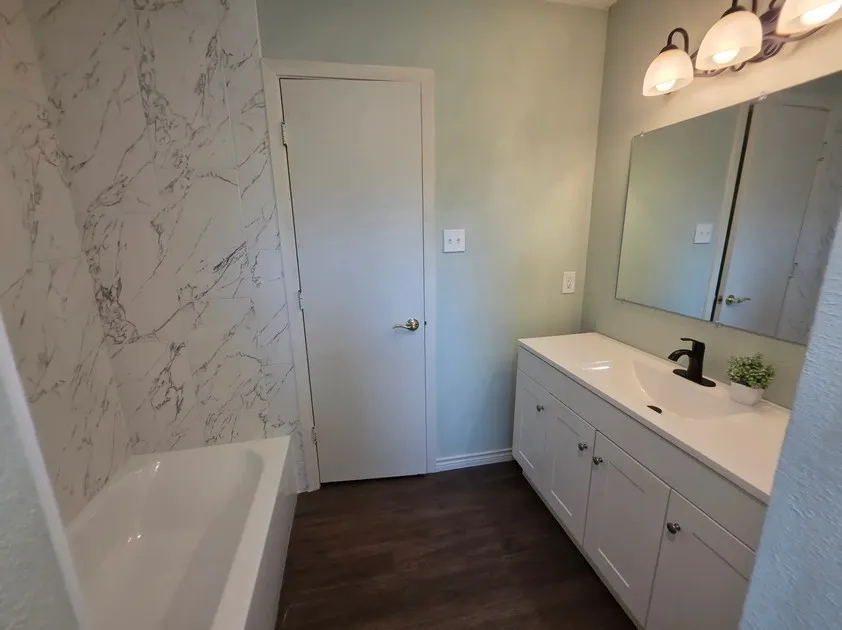 Single Family Residence For Sale in Tarrant County , 421 Allencrest Drive, White Settlement, Texas 76108, 3 Bedroom, 2 Bathroom, 2 Garage spaces, 1,280 Sqft, built in 1985, mls#21407631, Real Estate Agent in White Settlement, Homes For Sale in Tarrant county, Homes For Sale in White Settlement, Realtor in White Settlement Texas, Real Estate Brokerage Independent Realty Texas, Luminita Cordes Realtor